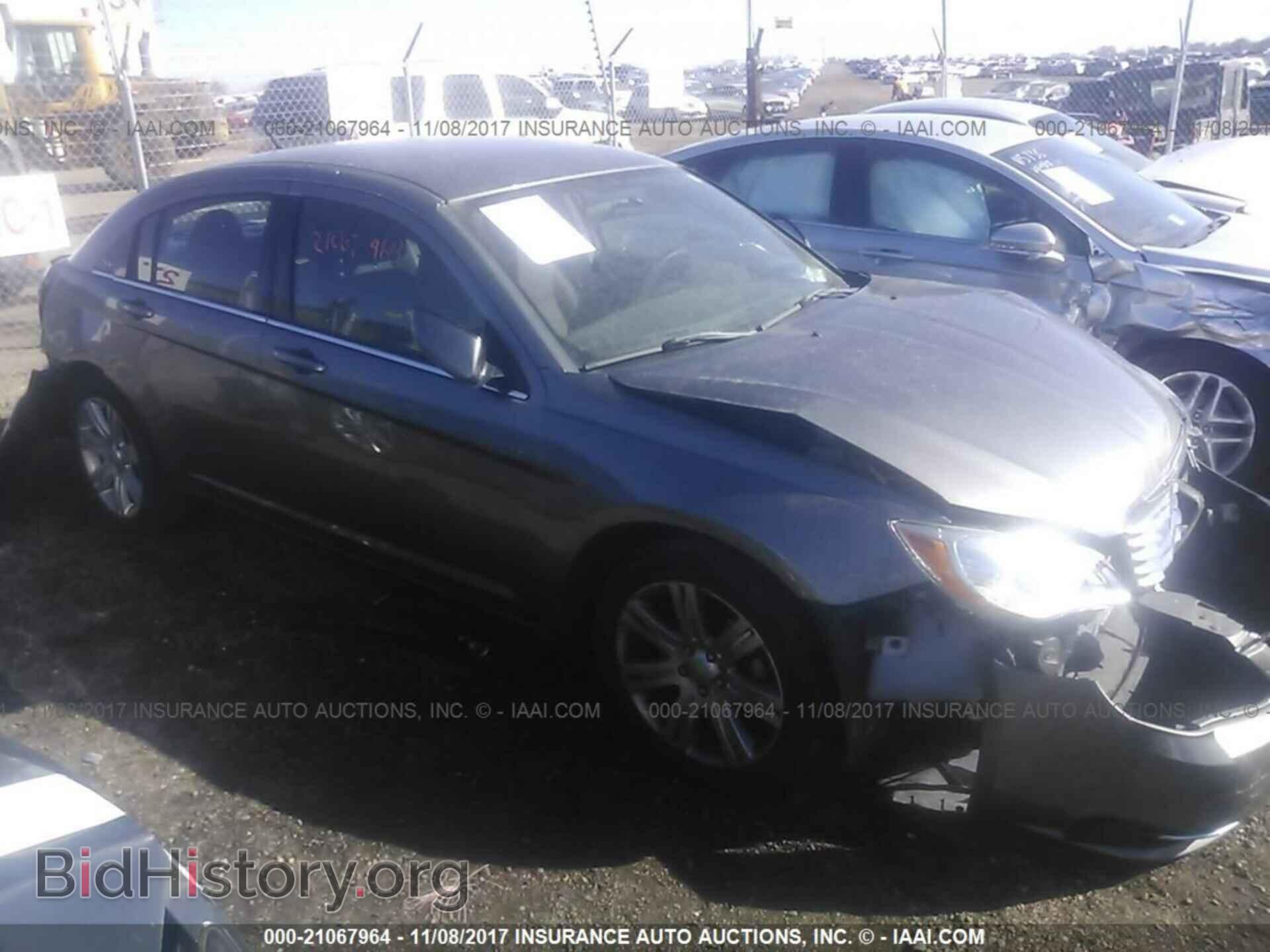 Photo 1C3CCBBB6DN764690 - Chrysler 200 2013