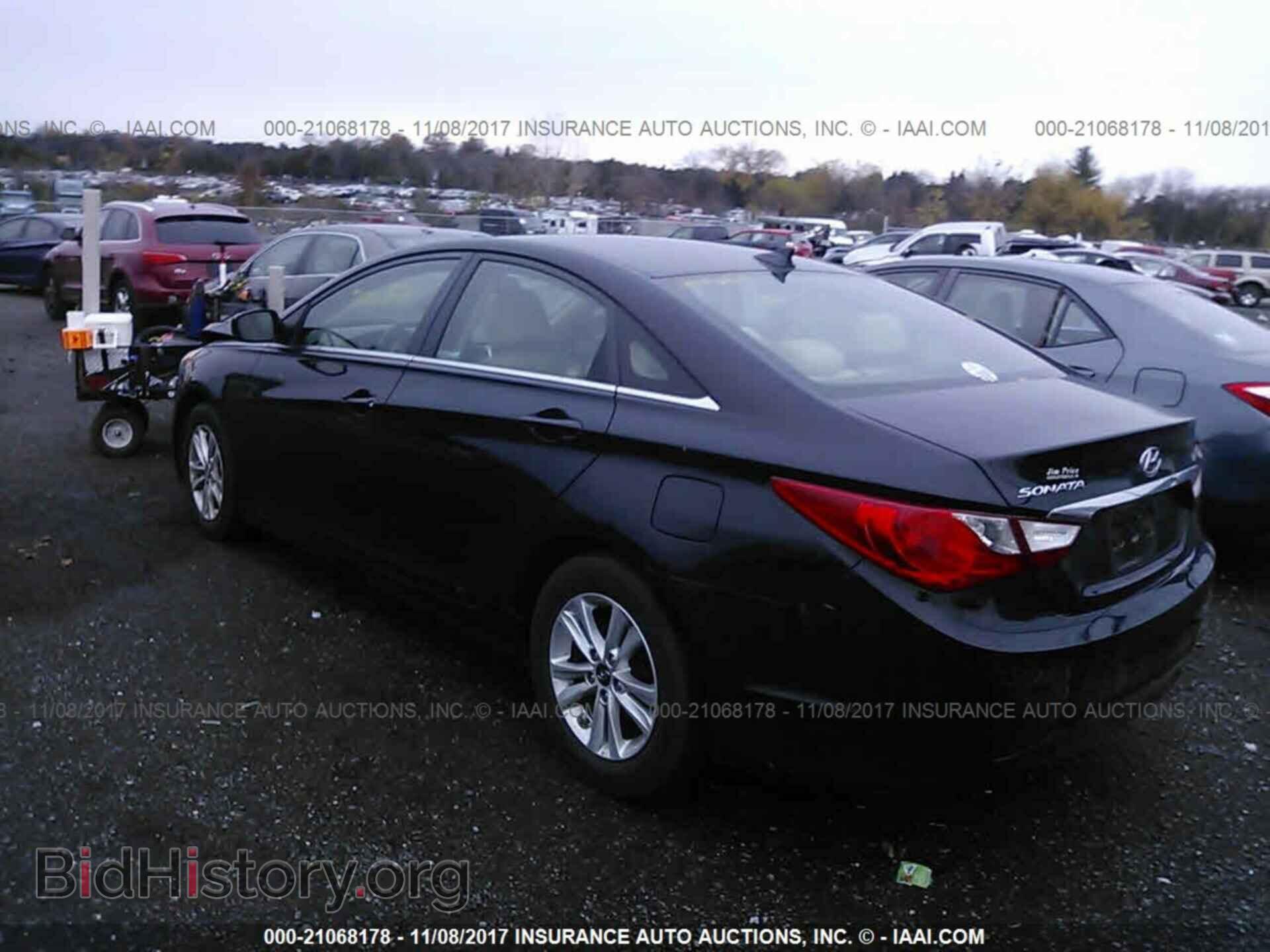 2012 Hyundai Sonata - VIN: 5NPEB4AC2CH475799 - Photo 3
