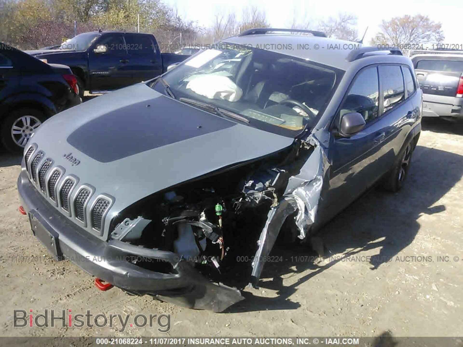 2015 Jeep Cherokee - VIN: 1C4PJMBS8FW751497 - Photo 2