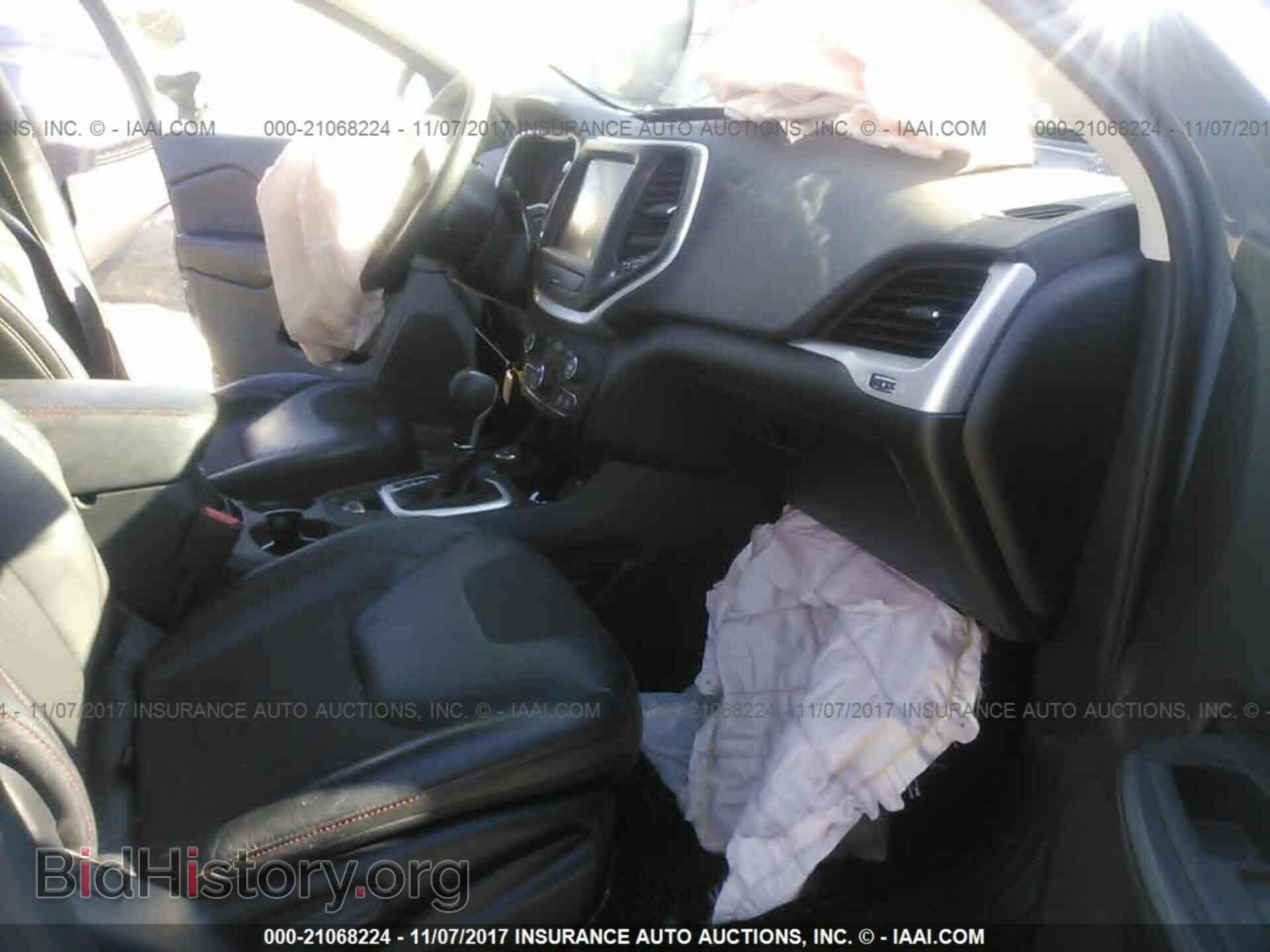 2015 Jeep Cherokee - VIN: 1C4PJMBS8FW751497 - Photo 5