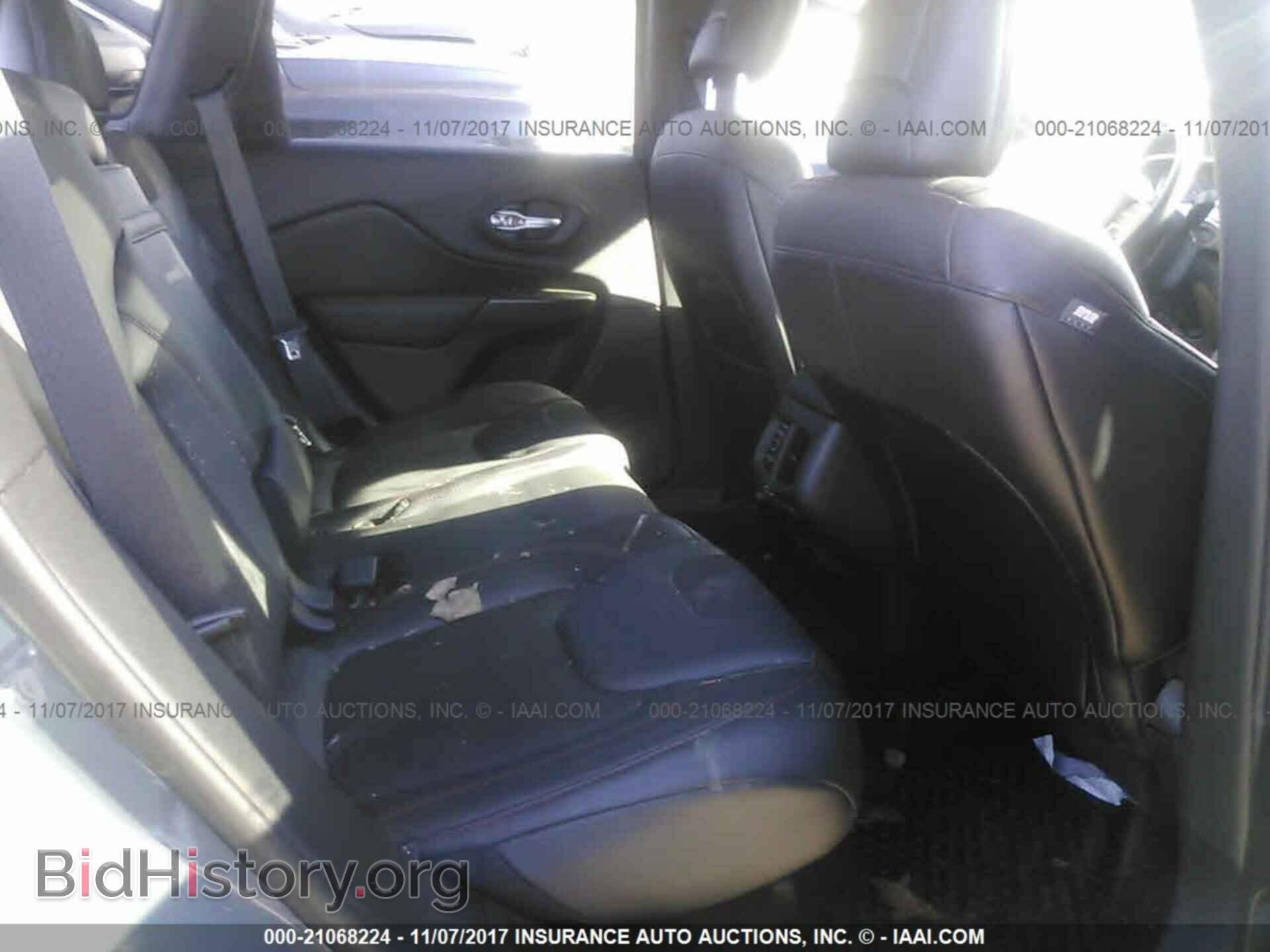 2015 Jeep Cherokee - VIN: 1C4PJMBS8FW751497 - Photo 8