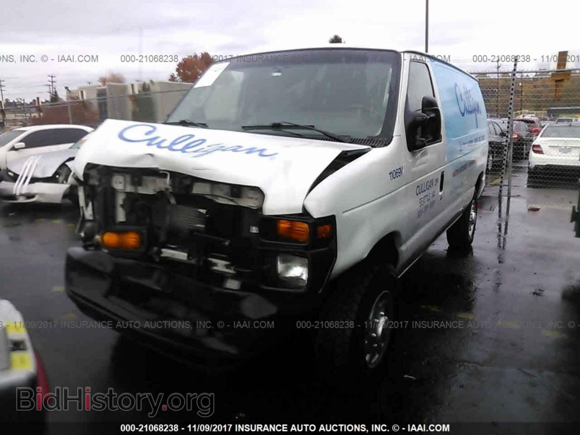 2011 Ford Econoline - VIN: 1FTSE3EL3BDA61899 - Фото 2