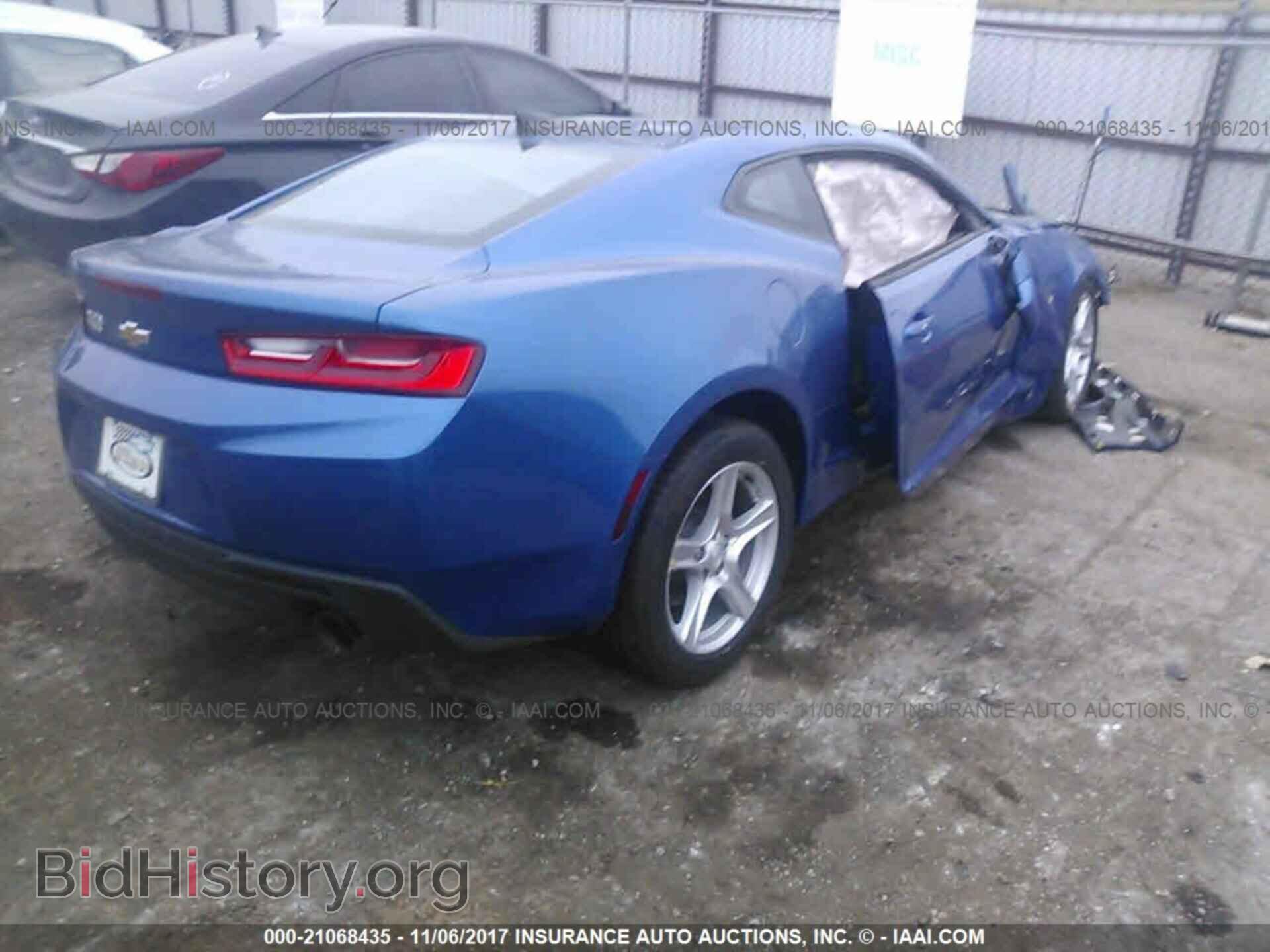 2017 Chevrolet Camaro - VIN: 1G1FB1RS2H0116092 - Фото 4