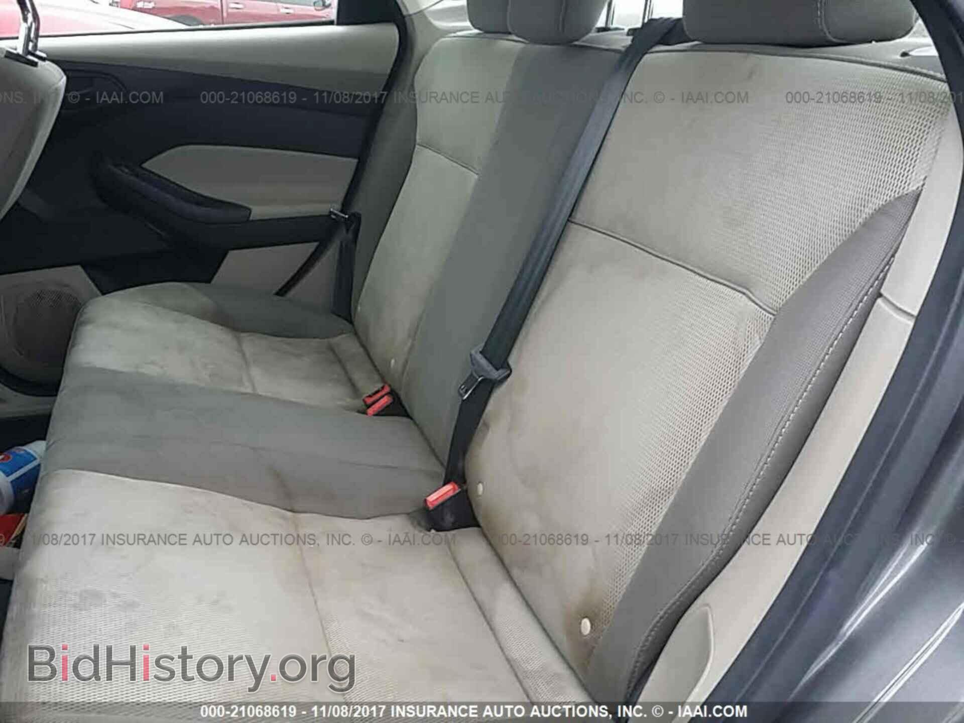 2012 Ford Focus - VIN: 1FAHP3F22CL252298 - Photo 8