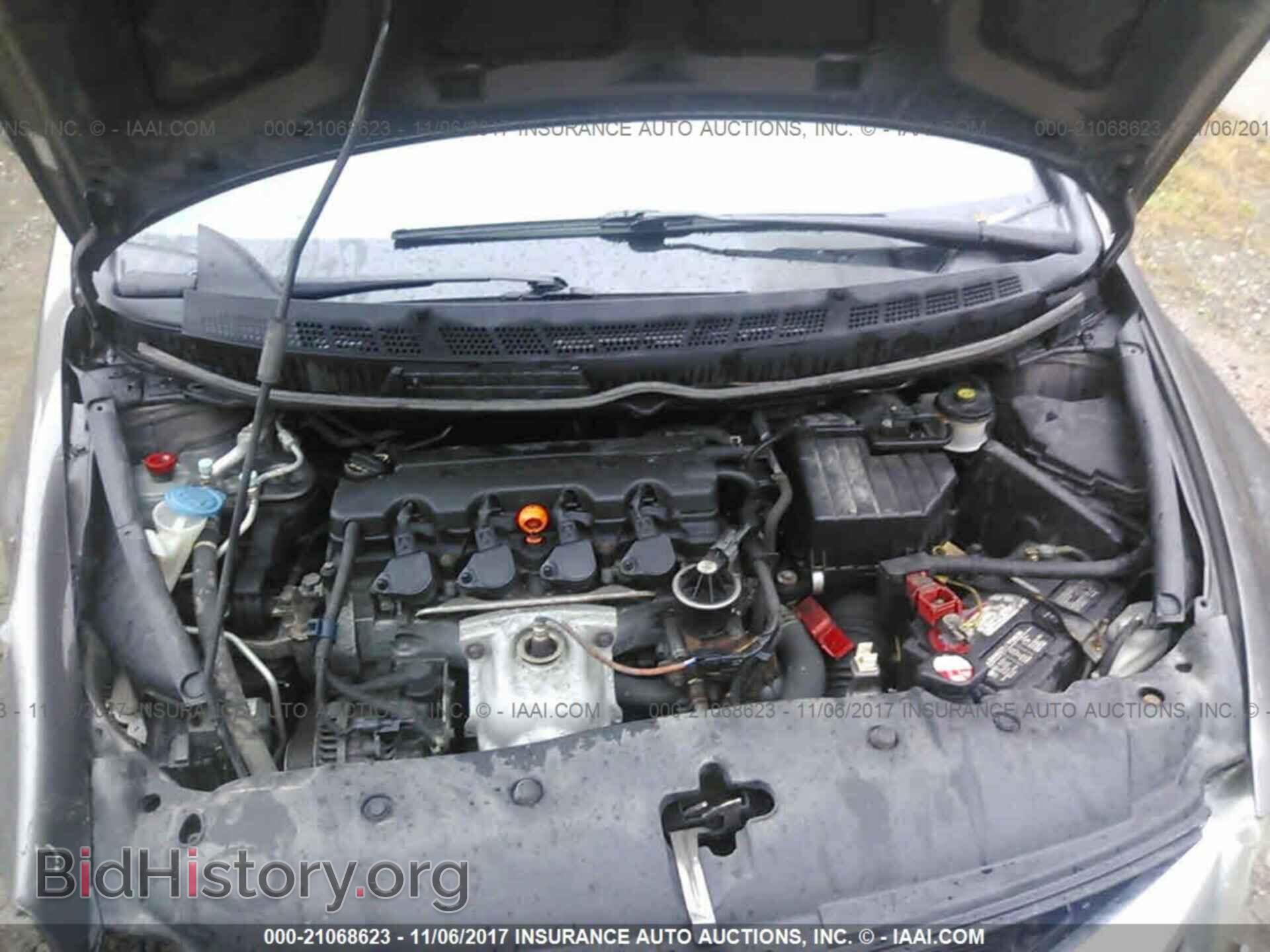 2011 Honda Civic - VIN: 19XFA1F55BE035384 - Photo 10