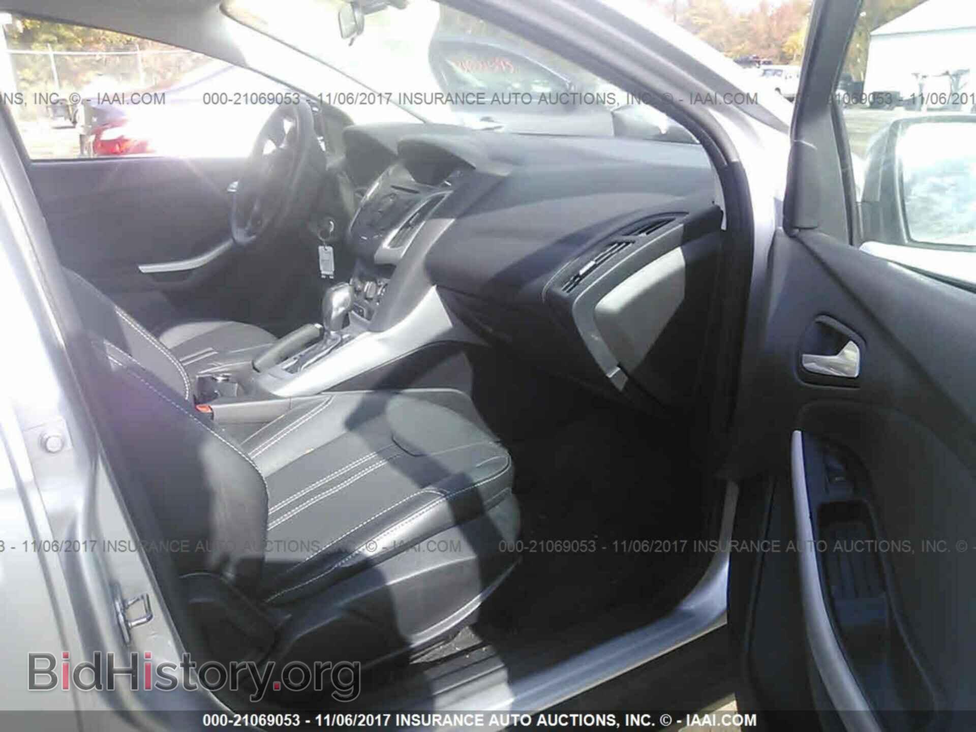 2014 Ford Focus - VIN: 1FADP3F22EL240749 - Photo 5