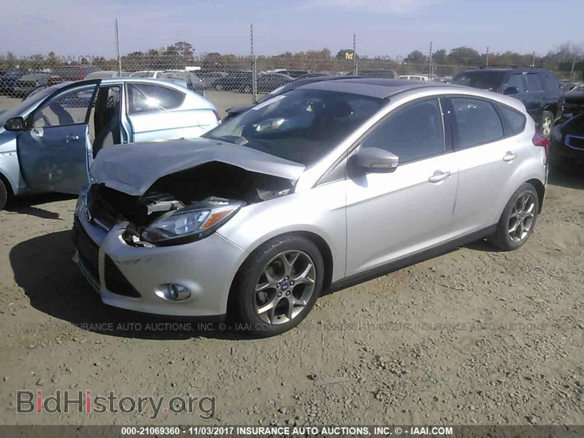 2013 Ford Focus - VIN: 1FADP3K28DL142667 - Фото 2