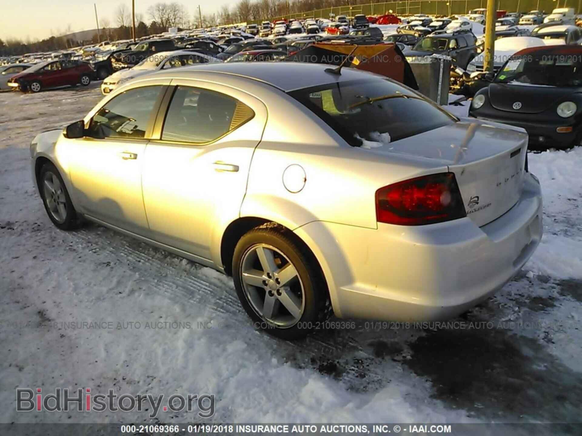 2012 Dodge Avenger - VIN: 1C3CDZAB8CN252208 - Photo 3