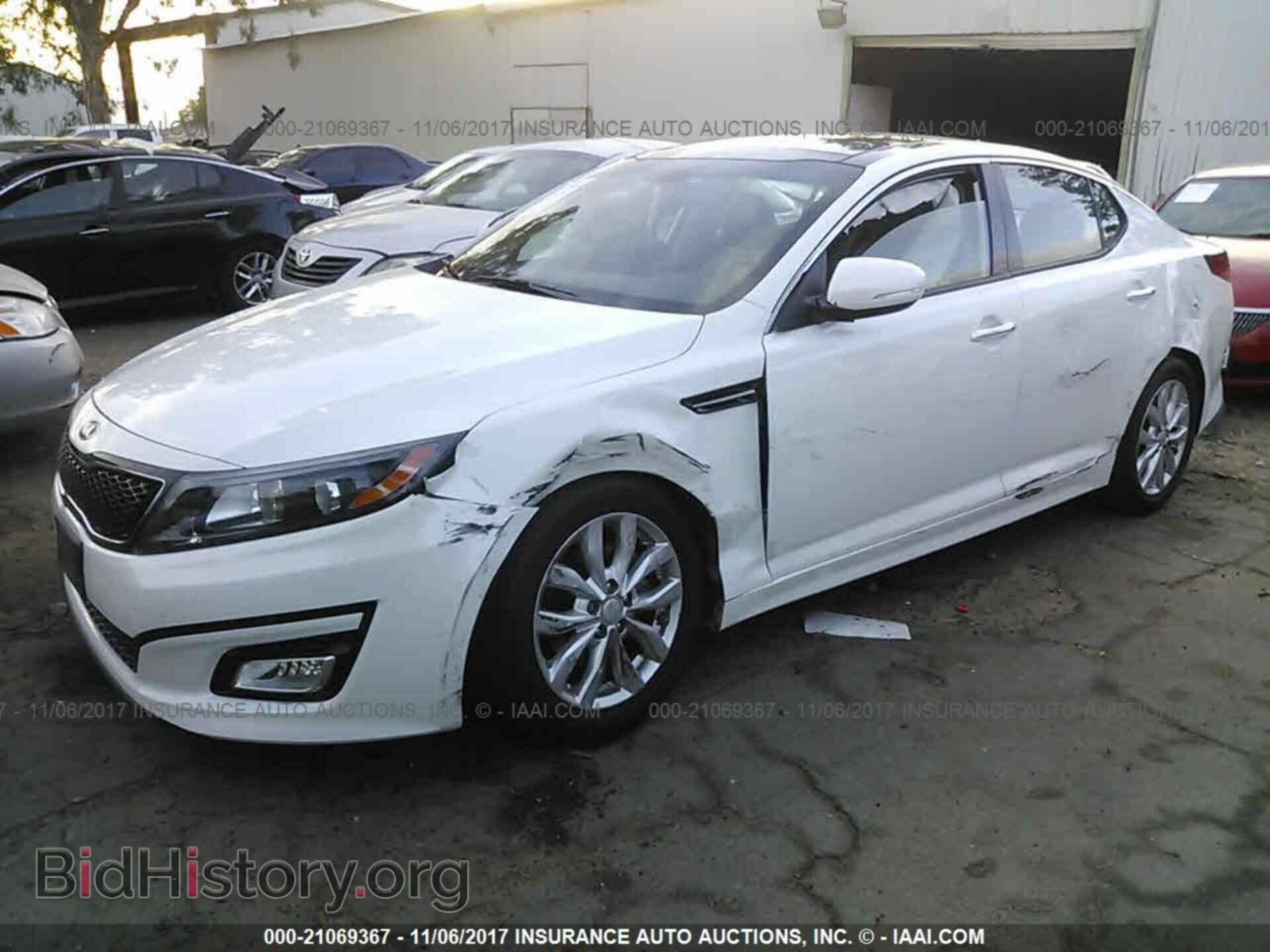 2014 Kia Optima - VIN: 5XXGN4A72EG315438 - Photo 2