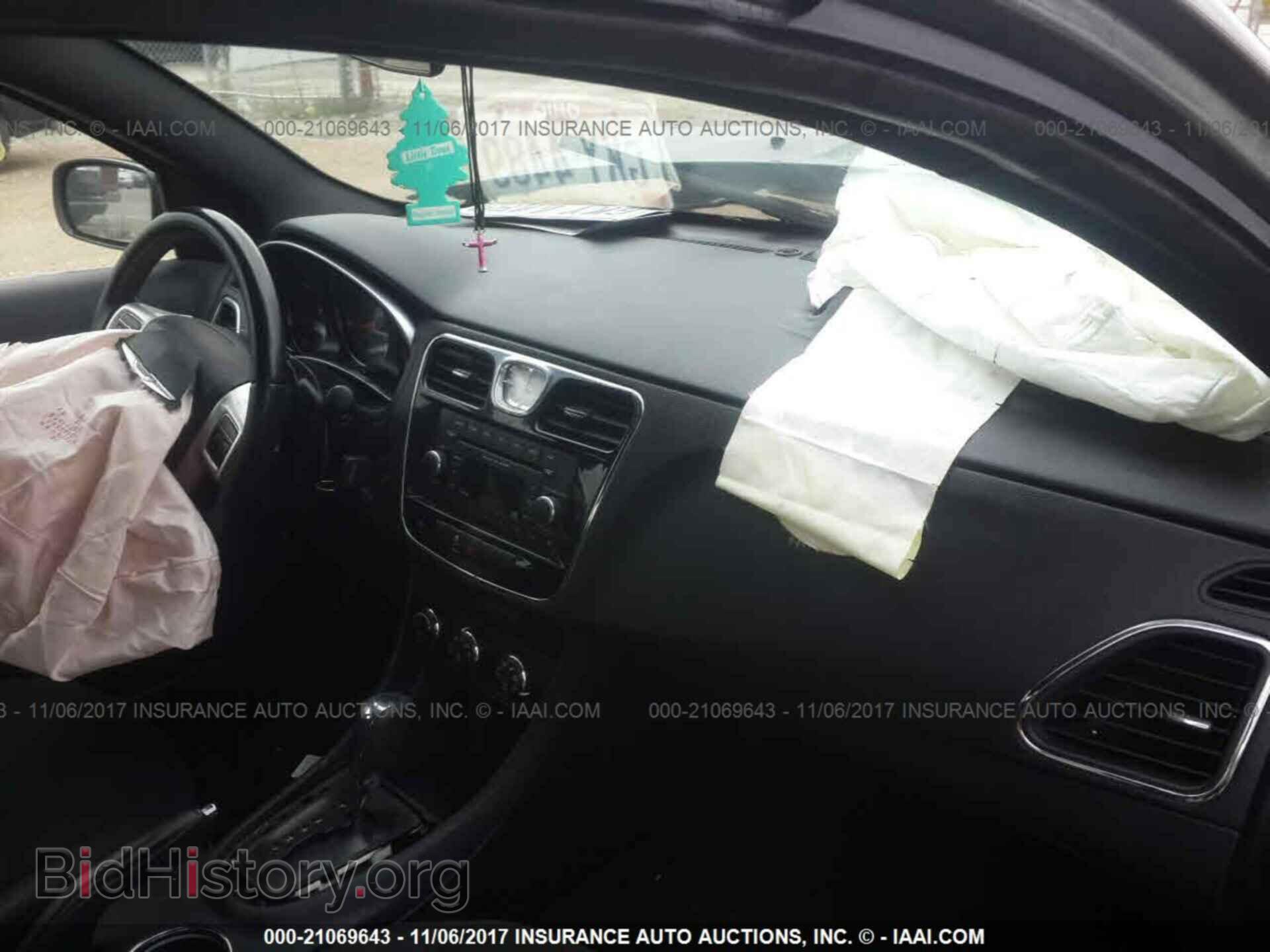 2013 Chrysler 200 - VIN: 1C3CCBBB4DN602198 - Photo 5