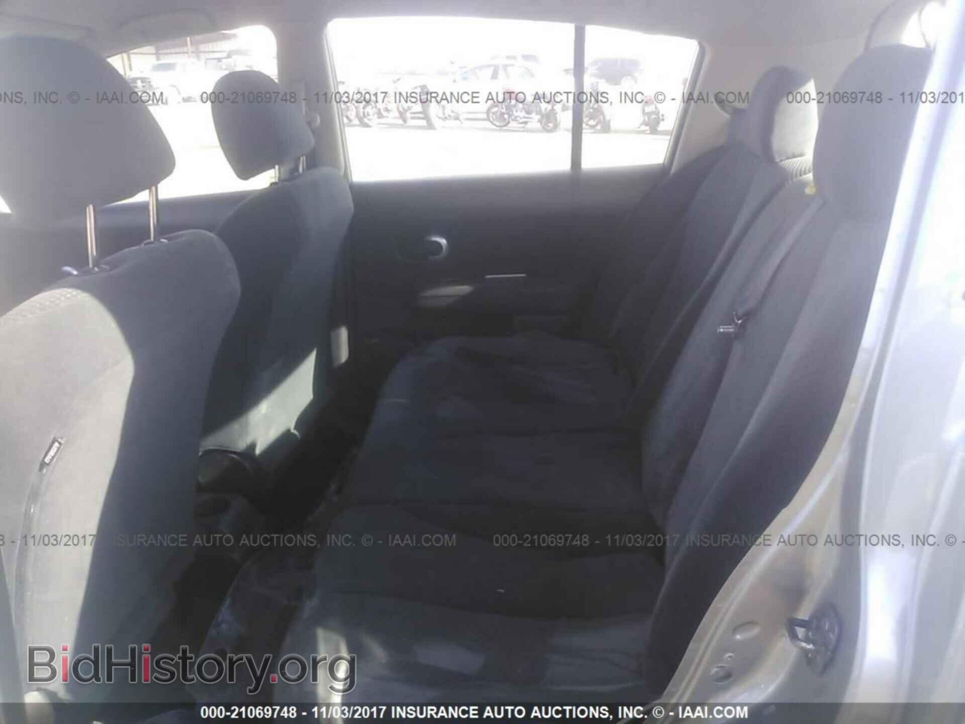 2011 Nissan Versa - VIN: 3N1BC1CP5BL506401 - Фото 8