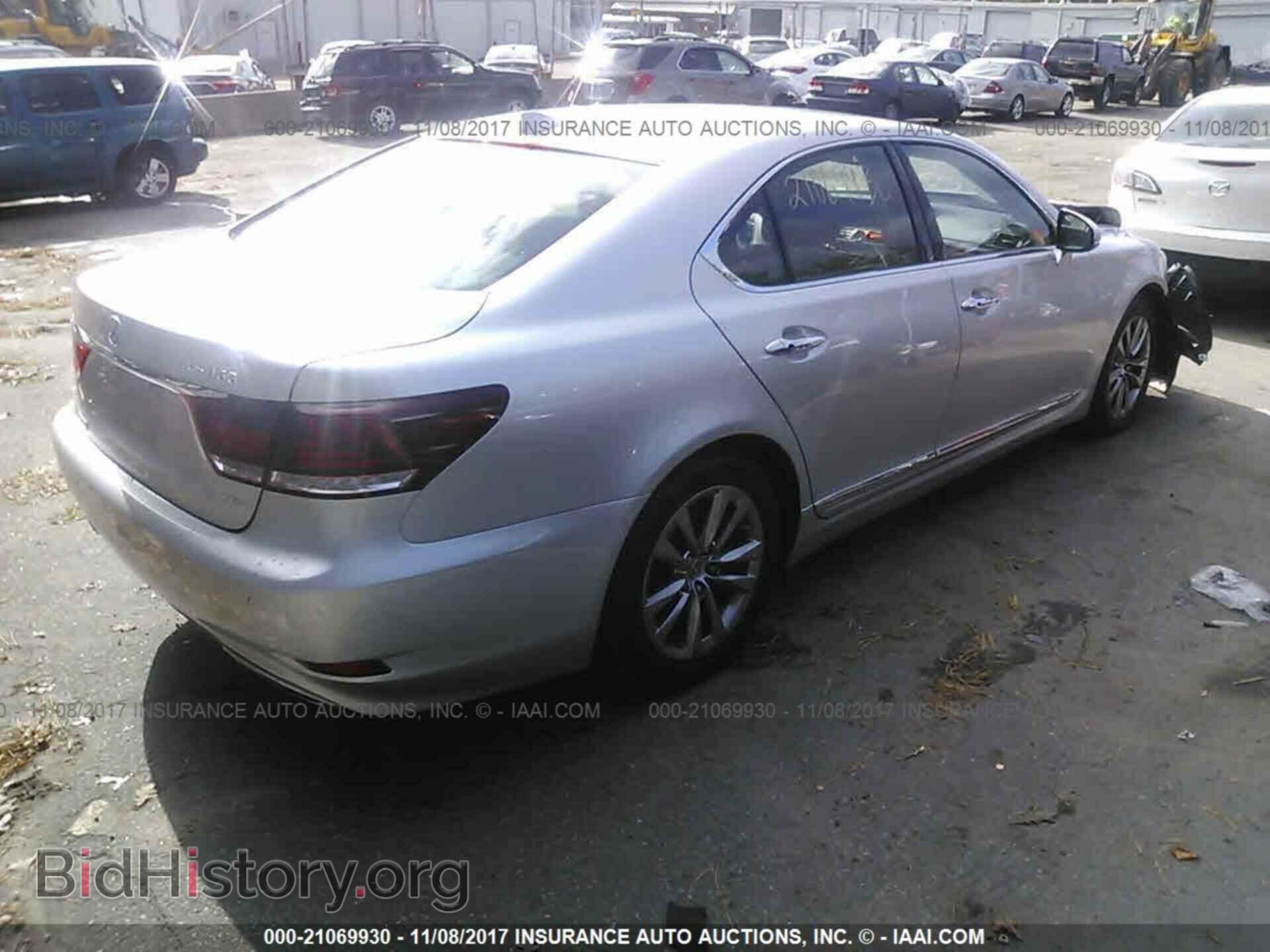 2014 Lexus Ls - VIN: JTHCL5EF2E5022377 - Photo 4