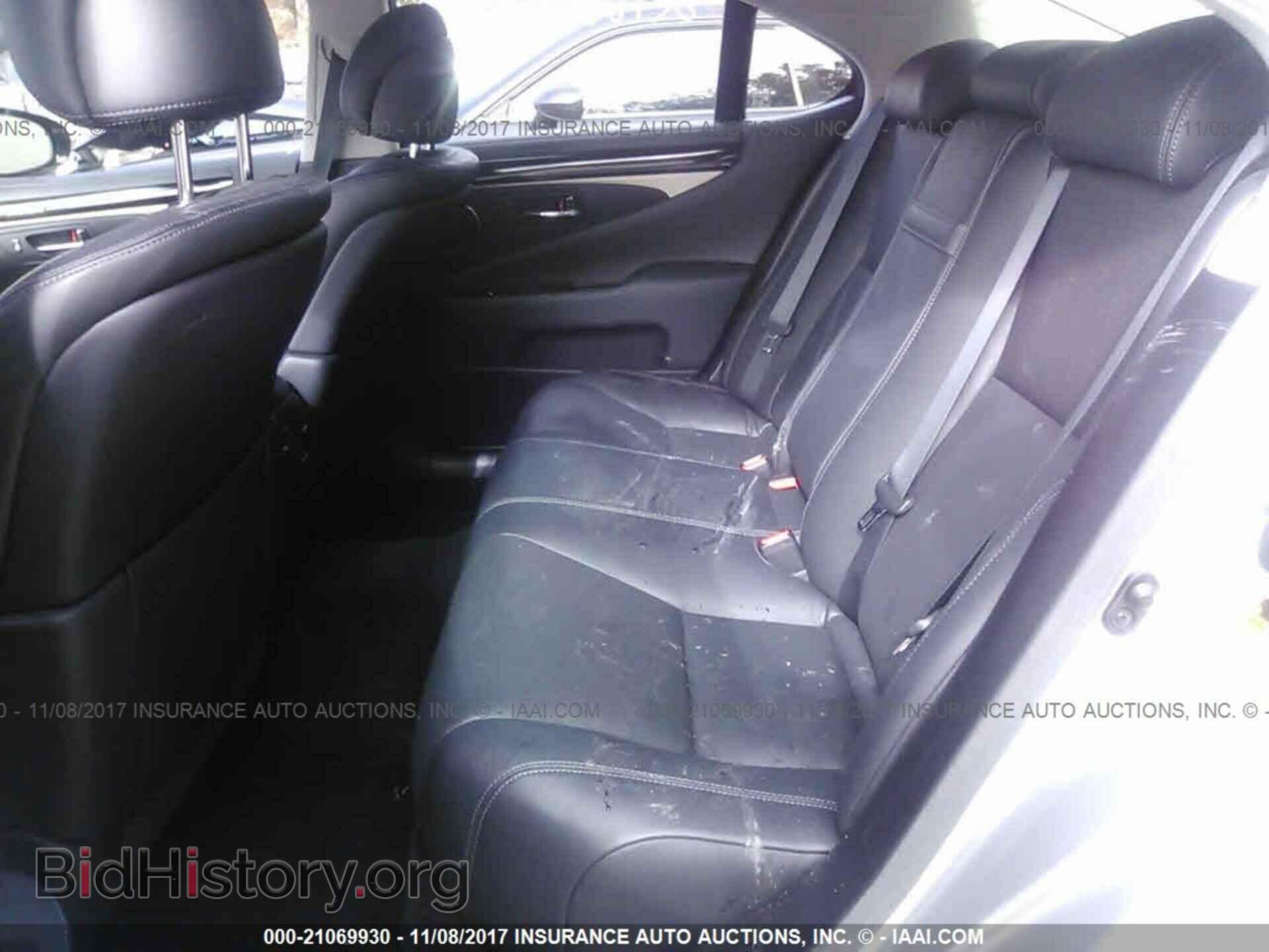 2014 Lexus Ls - VIN: JTHCL5EF2E5022377 - Photo 8