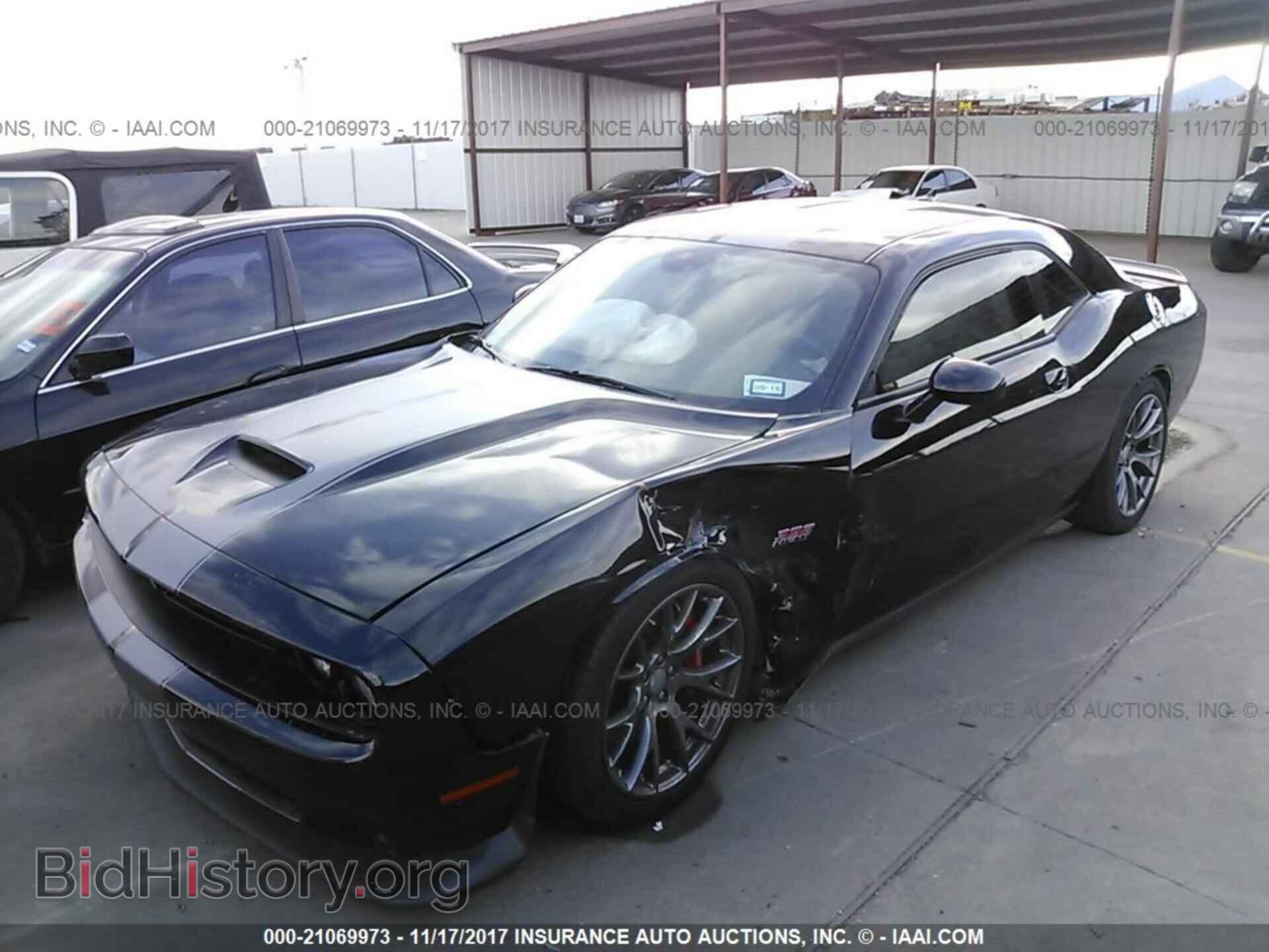 2015 Dodge Challenger - VIN: 2C3CDZDJ7FH905868 - Photo 2