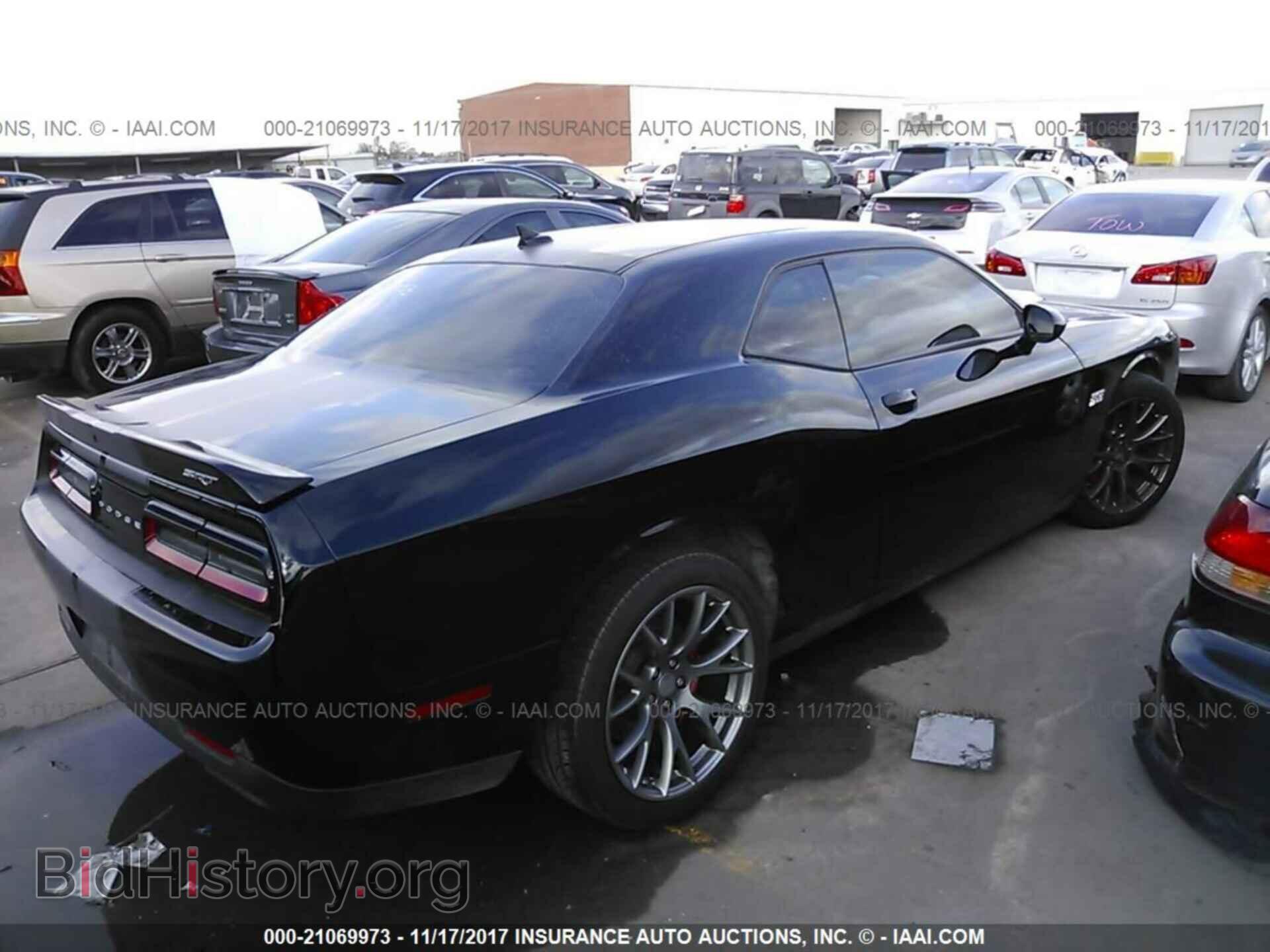 2015 Dodge Challenger - VIN: 2C3CDZDJ7FH905868 - Photo 4