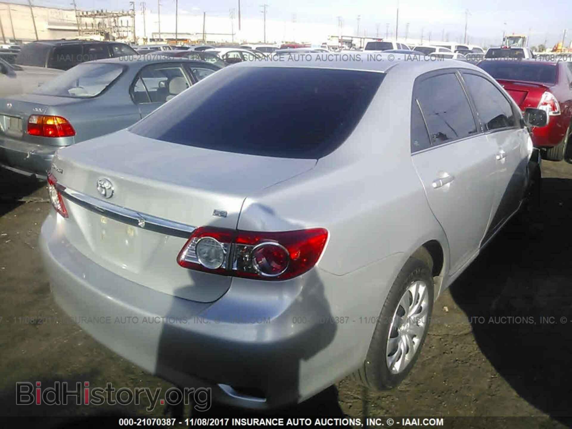 2013 Toyota Corolla - VIN: 5YFBU4EEXDP155384 - Photo 4