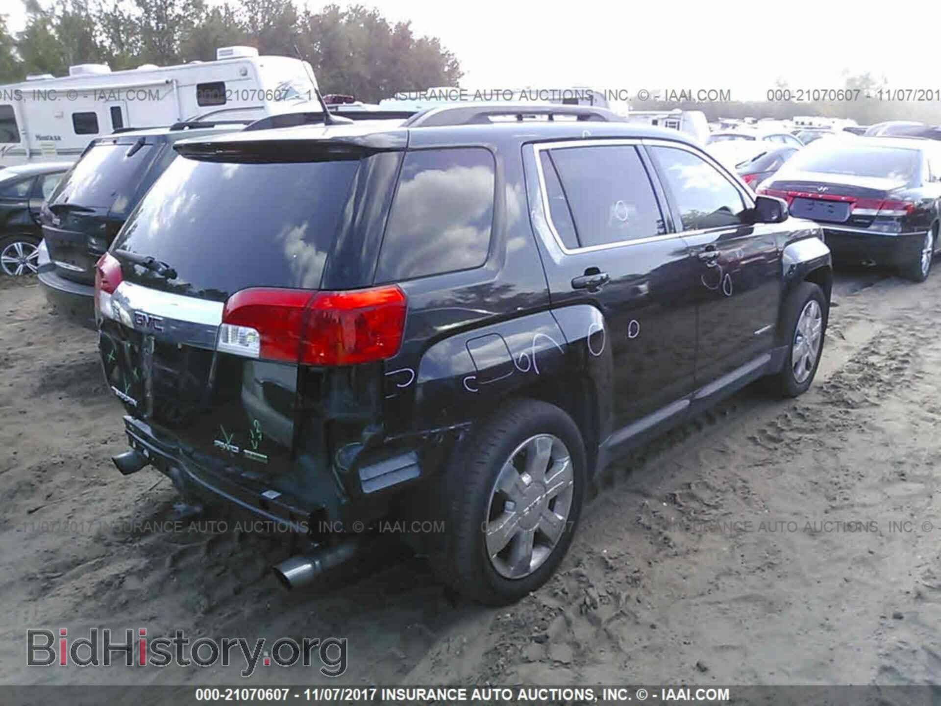 2011 Gmc Terrain - VIN: 2CTFLVE55B6211504 - Photo 4
