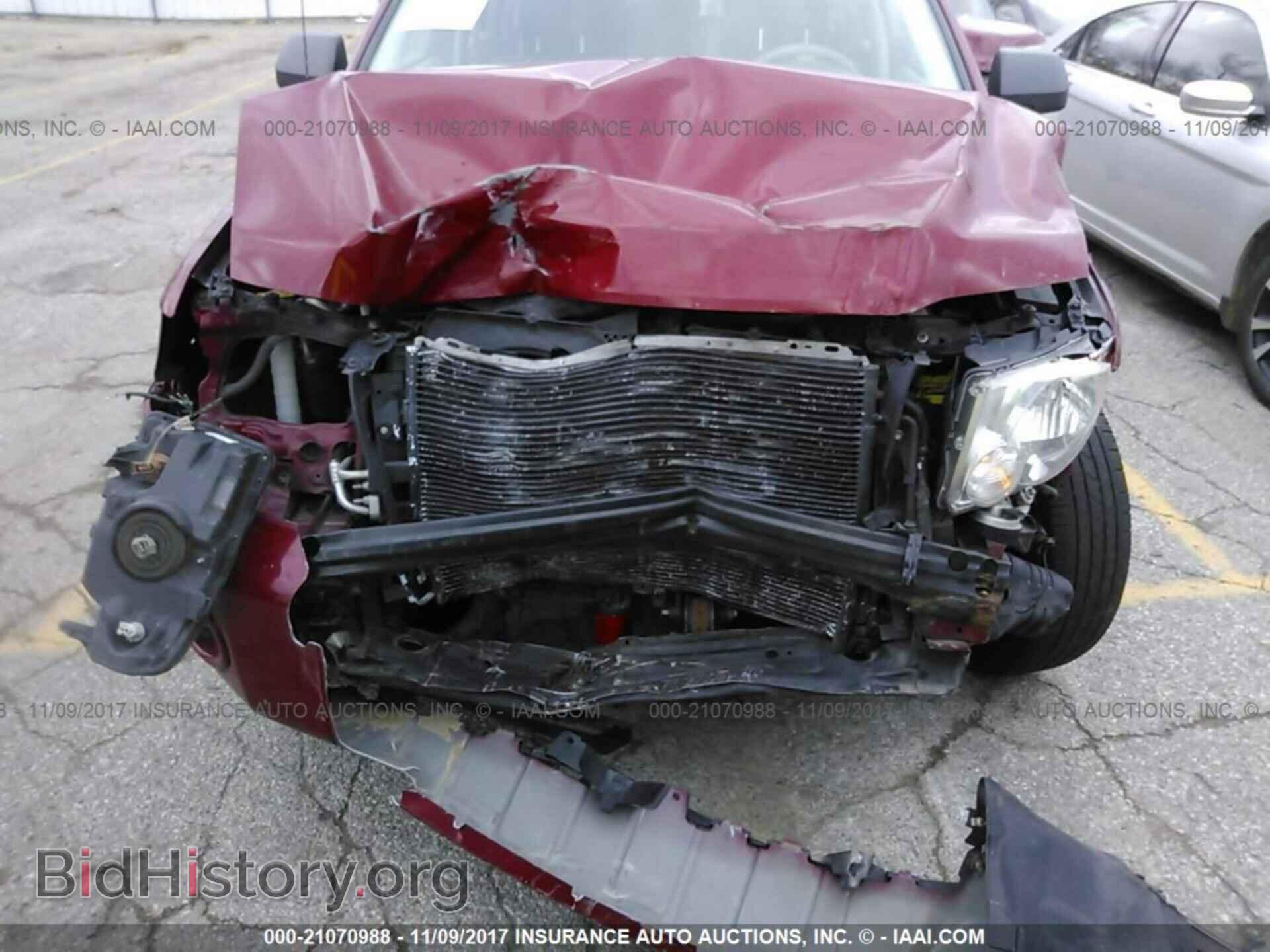 2011 Ford Escape - VIN: 1FMCU0C71BKC02763 - Фото 6