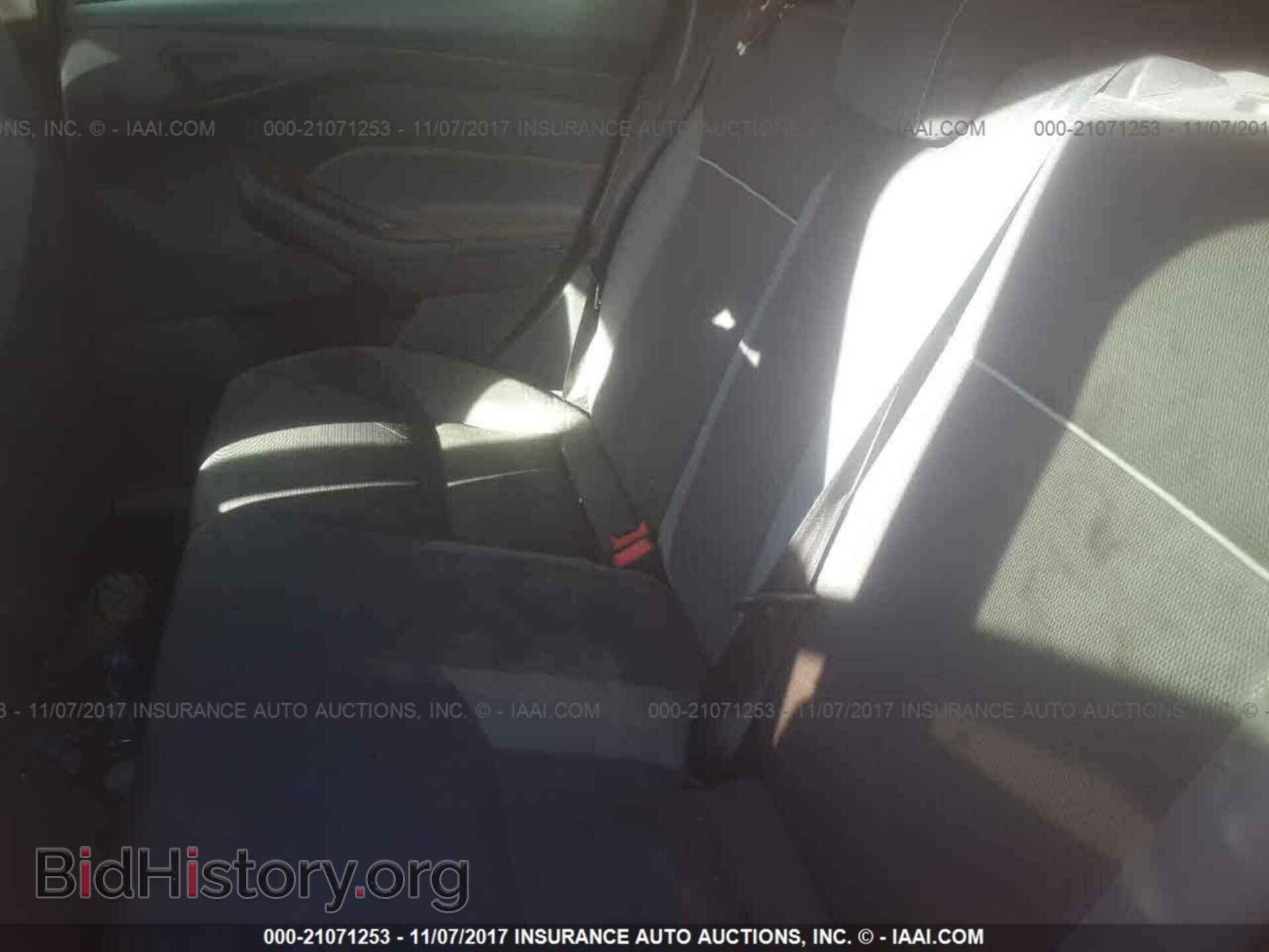 2012 Ford Focus - VIN: 1FAHP3K27CL382518 - Фото 8