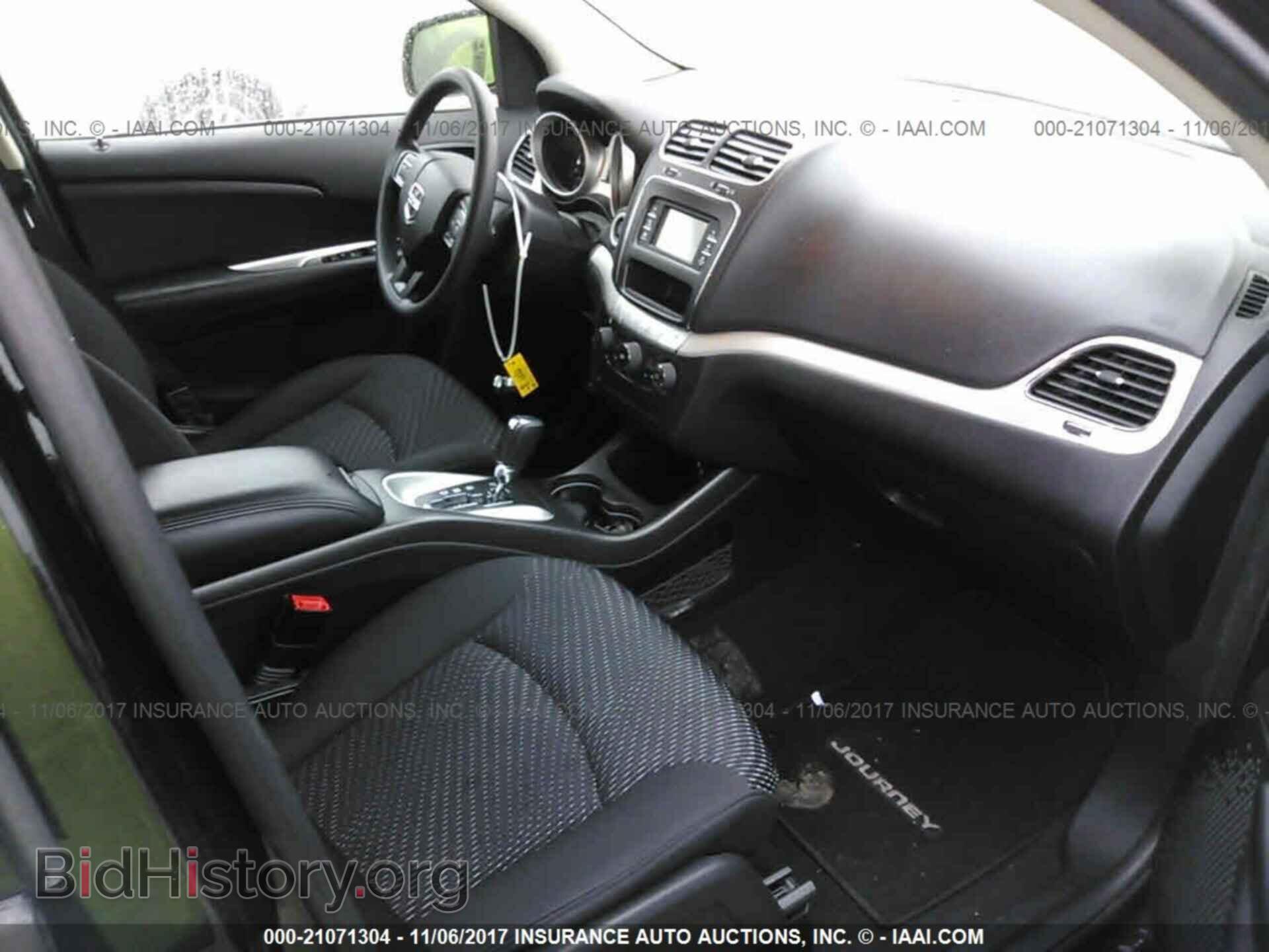2017 Dodge Journey - VIN: 3C4PDCBG6HT534035 - Фото 5