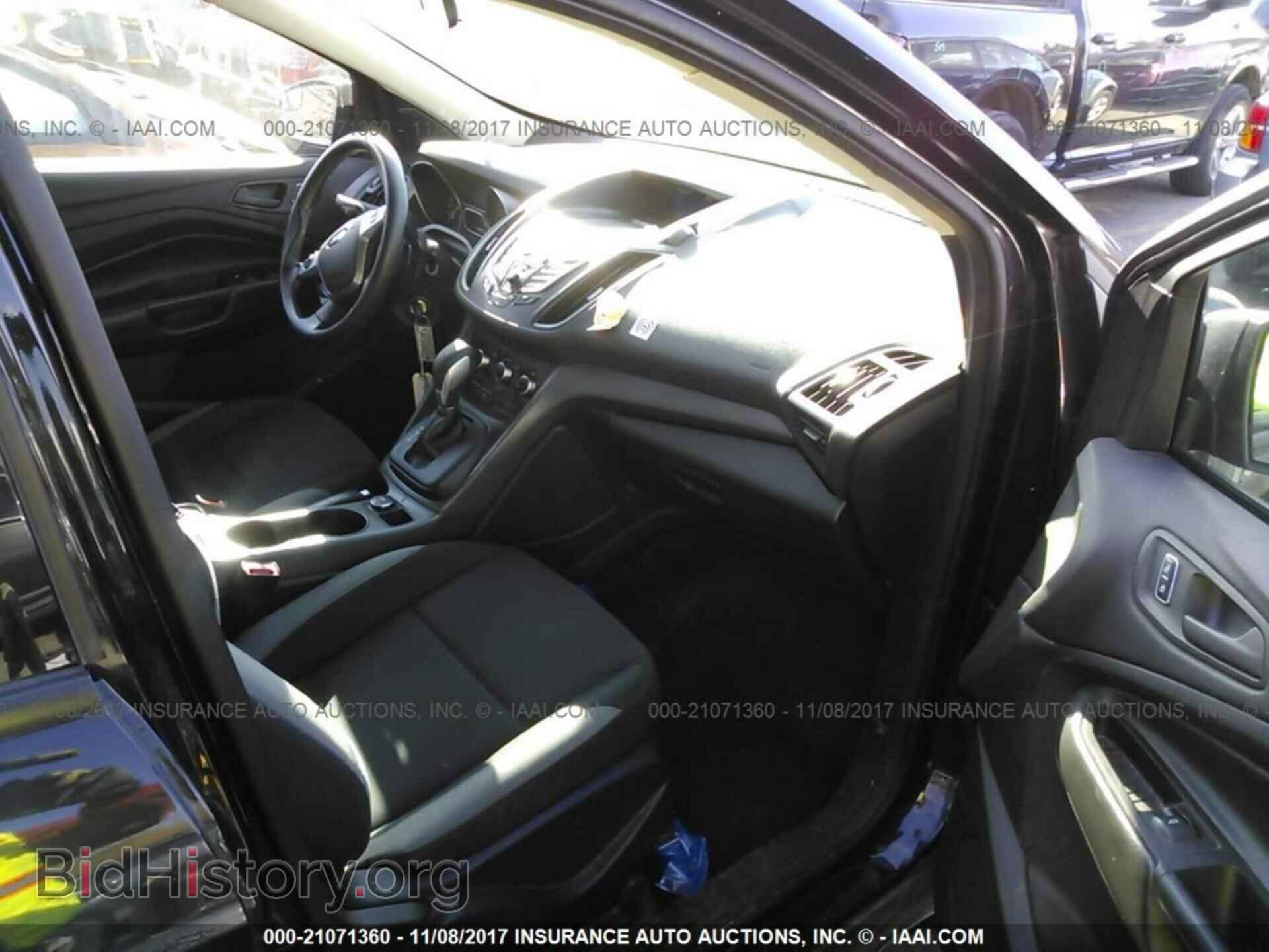 2014 Ford Escape - VIN: 1FMCU0F73EUB00143 - Photo 5