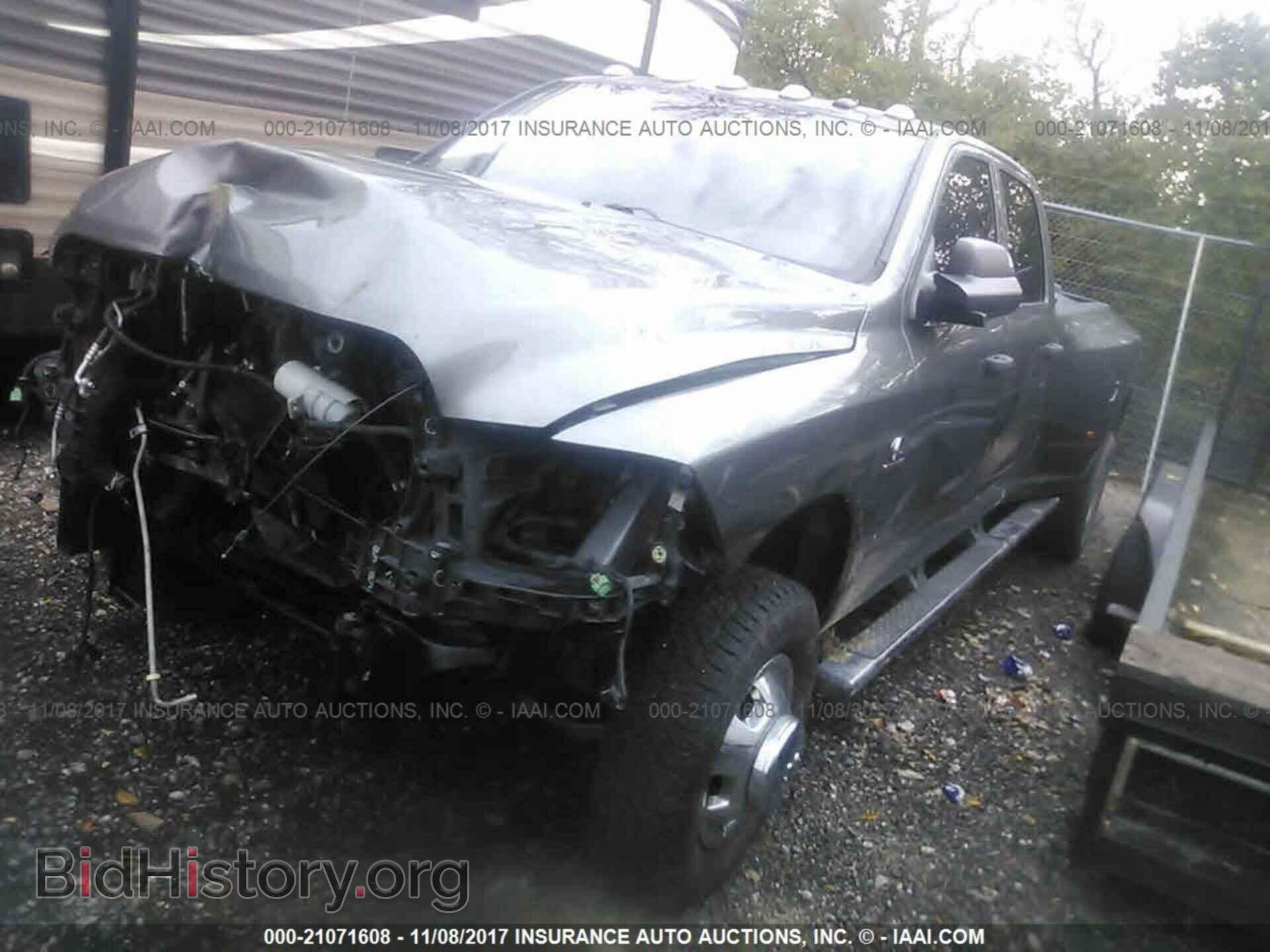 2013 Ram 3500 - VIN: 3C63RRGL8DG613029 - Фото 2