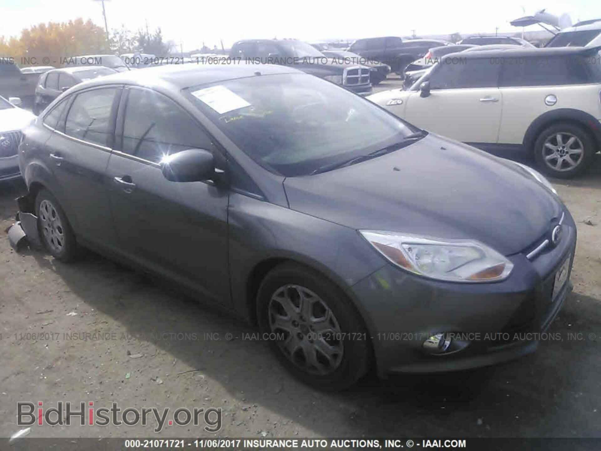 Photo 1FAHP3F24CL451112 - Ford Focus 2012