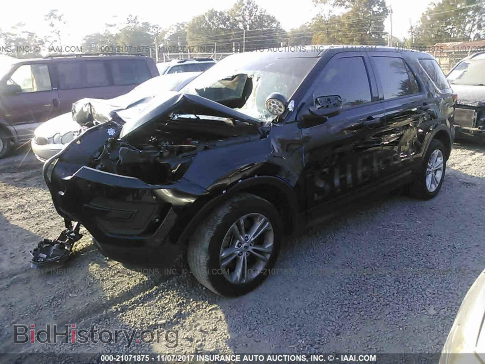 2016 Ford Explorer - VIN: 1FM5K8AR9GGB65831 - Photo 2