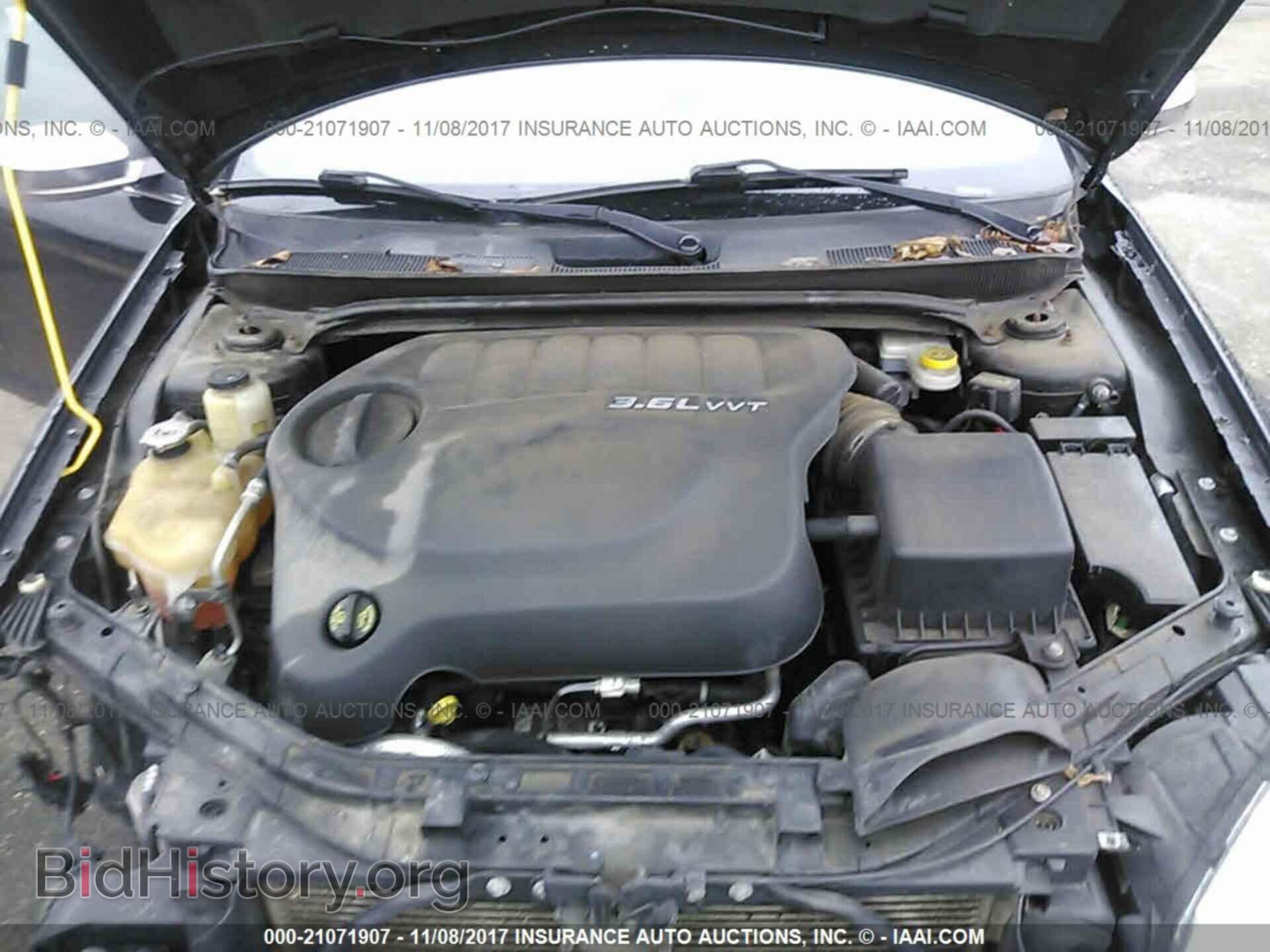 2013 Chrysler 200 - VIN: 1C3CCBCG0DN504411 - Photo 10