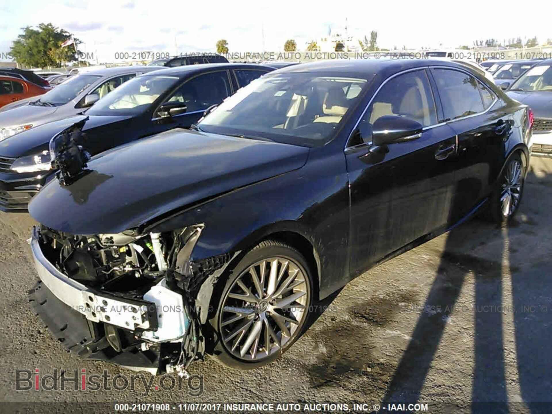 2017 Lexus Is - VIN: JTHBA1D27H5057574 - Фото 2