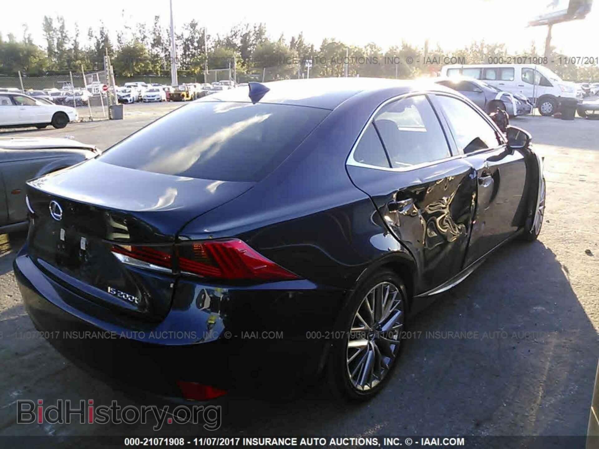 2017 Lexus Is - VIN: JTHBA1D27H5057574 - Фото 4