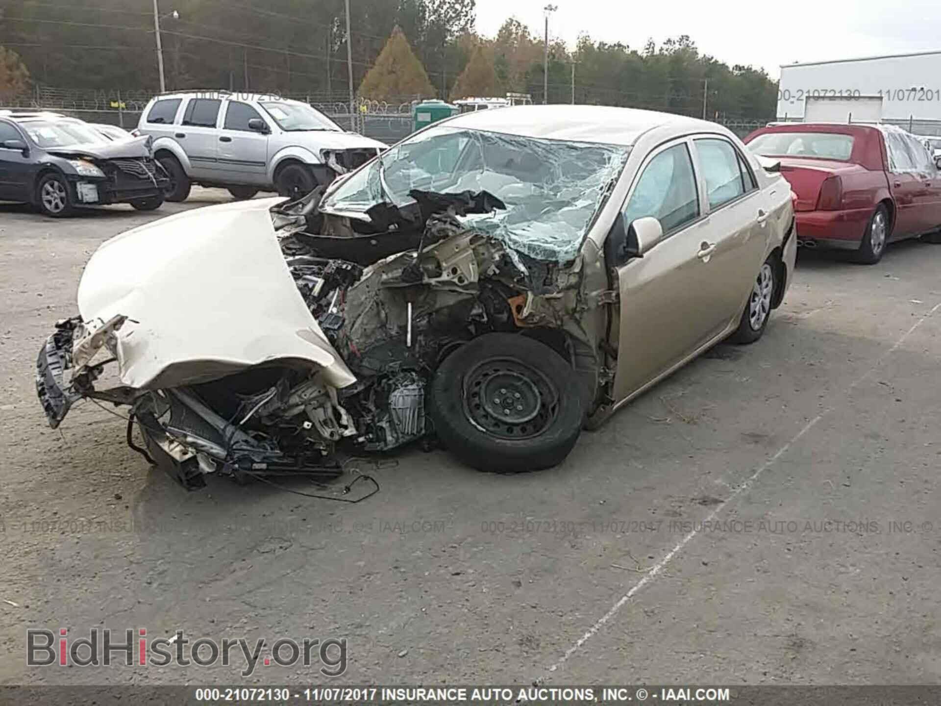 2013 Toyota Corolla - VIN: 5YFBU4EE3DP176481 - Фото 2