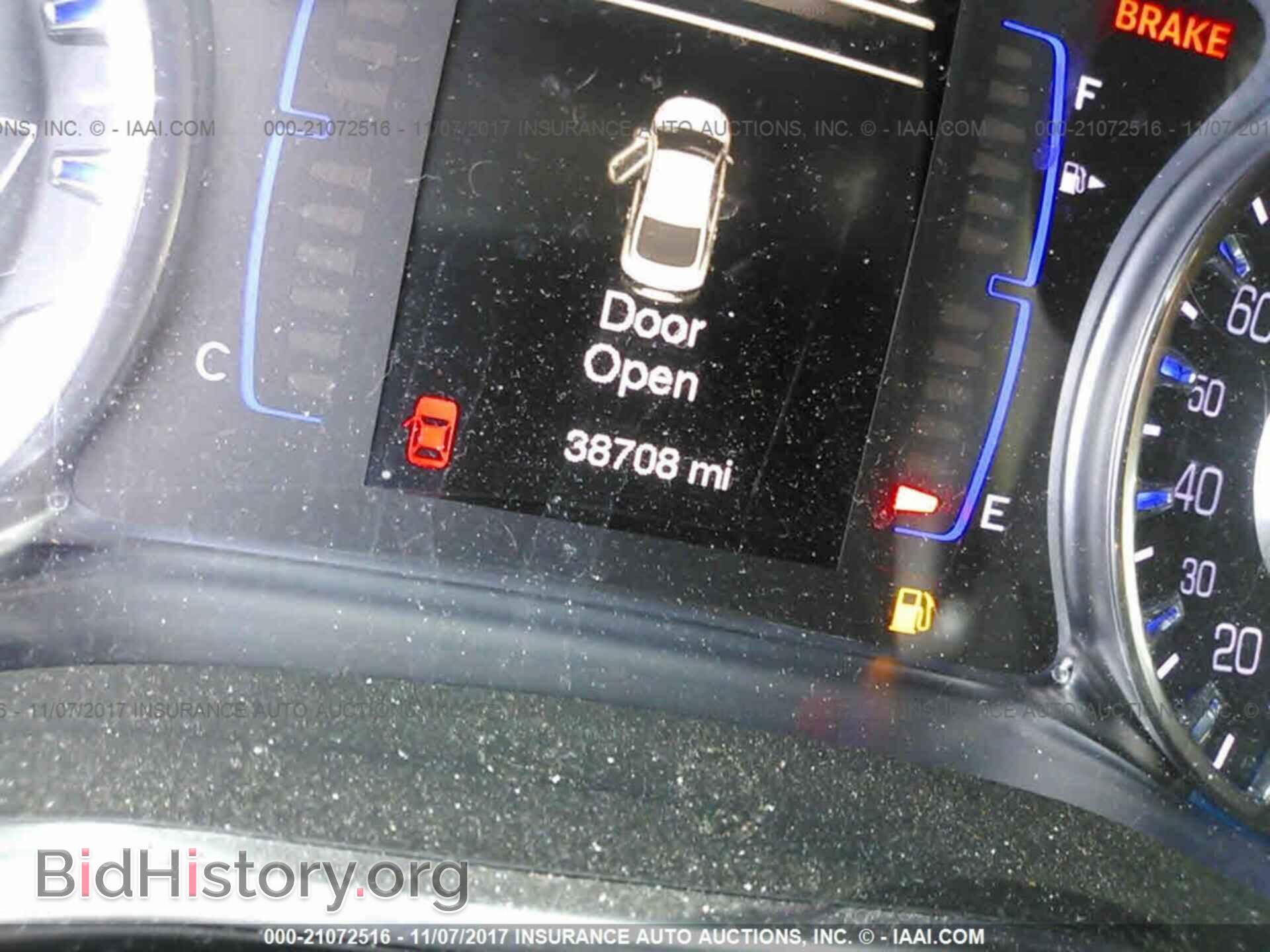 2016 Chrysler 200 - VIN: 1C3CCCAB8GN114934 - Photo 7