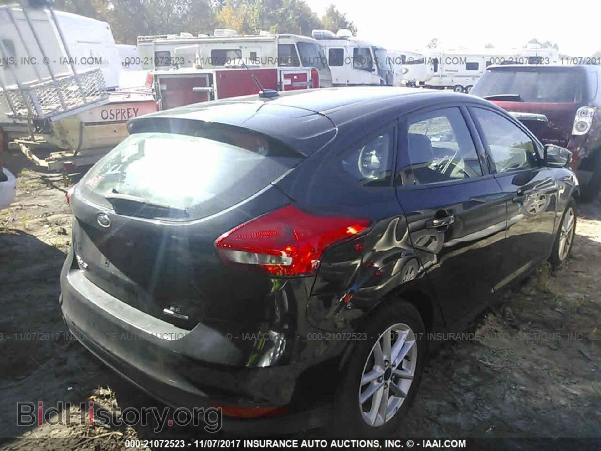 2015 Ford Focus - VIN: 1FADP3K23FL316342 - Photo 4