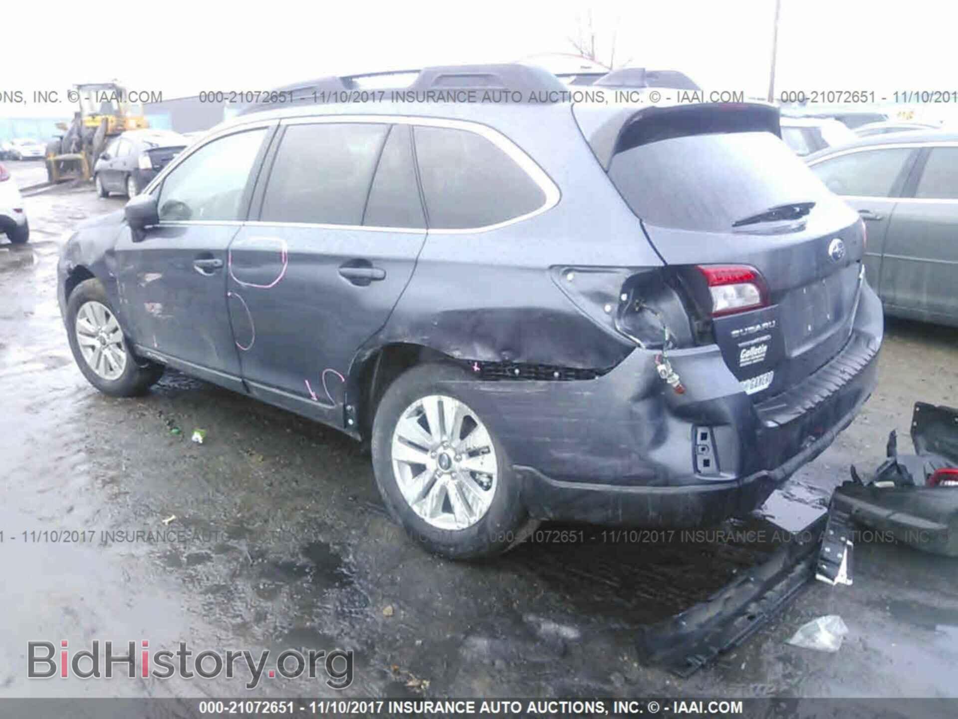 2017 Subaru Outback - VIN: 4S4BSACC2H3362013 - Фото 3