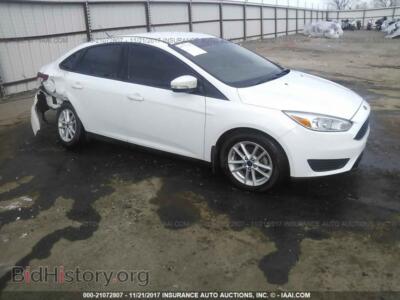 2015 Ford FOCUS, white — VIN 1FADP3F22FL215044, IAAI