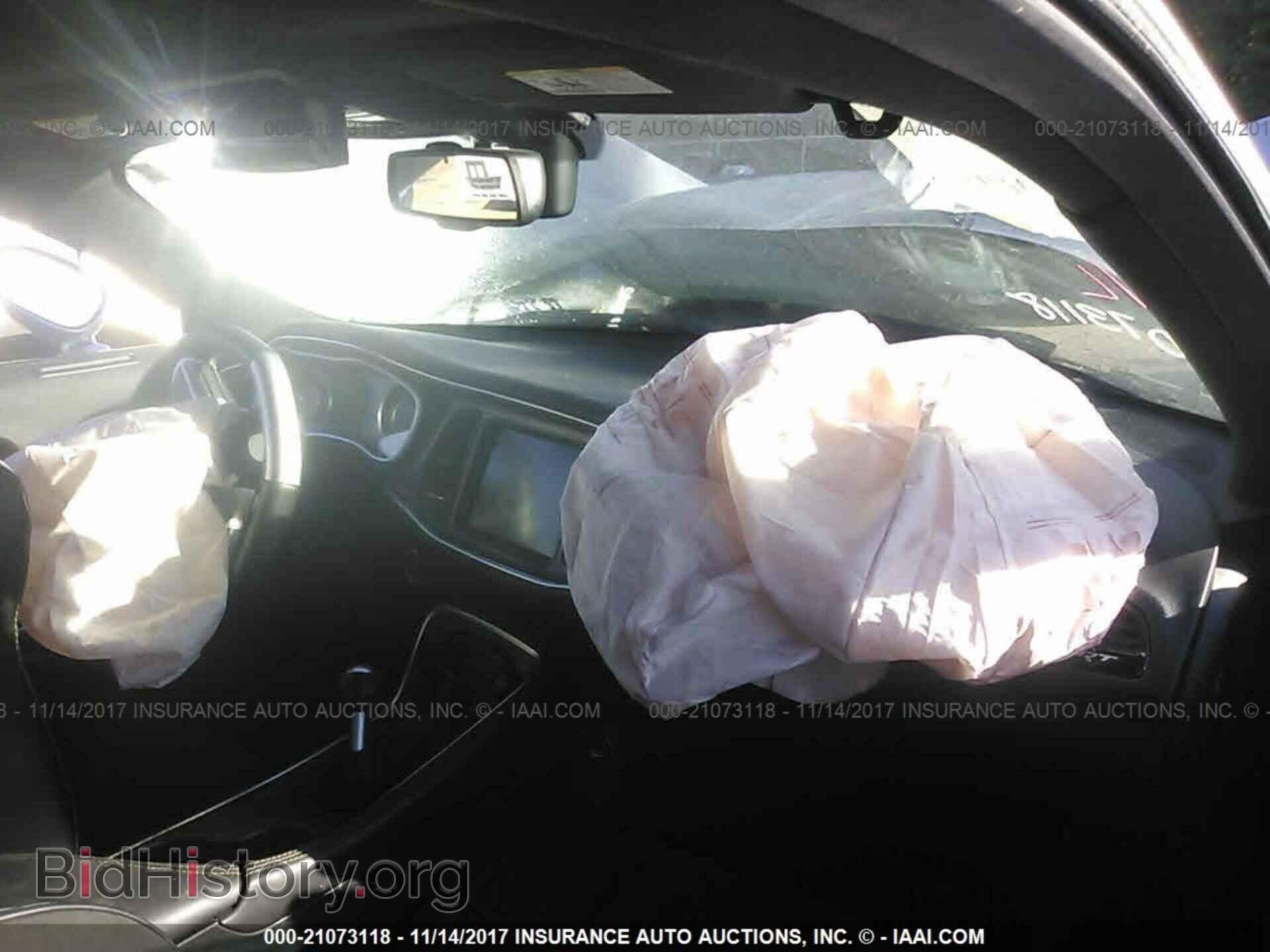 2015 Dodge Challenger - VIN: 2C3CDZDJ6FH793340 - Photo 5