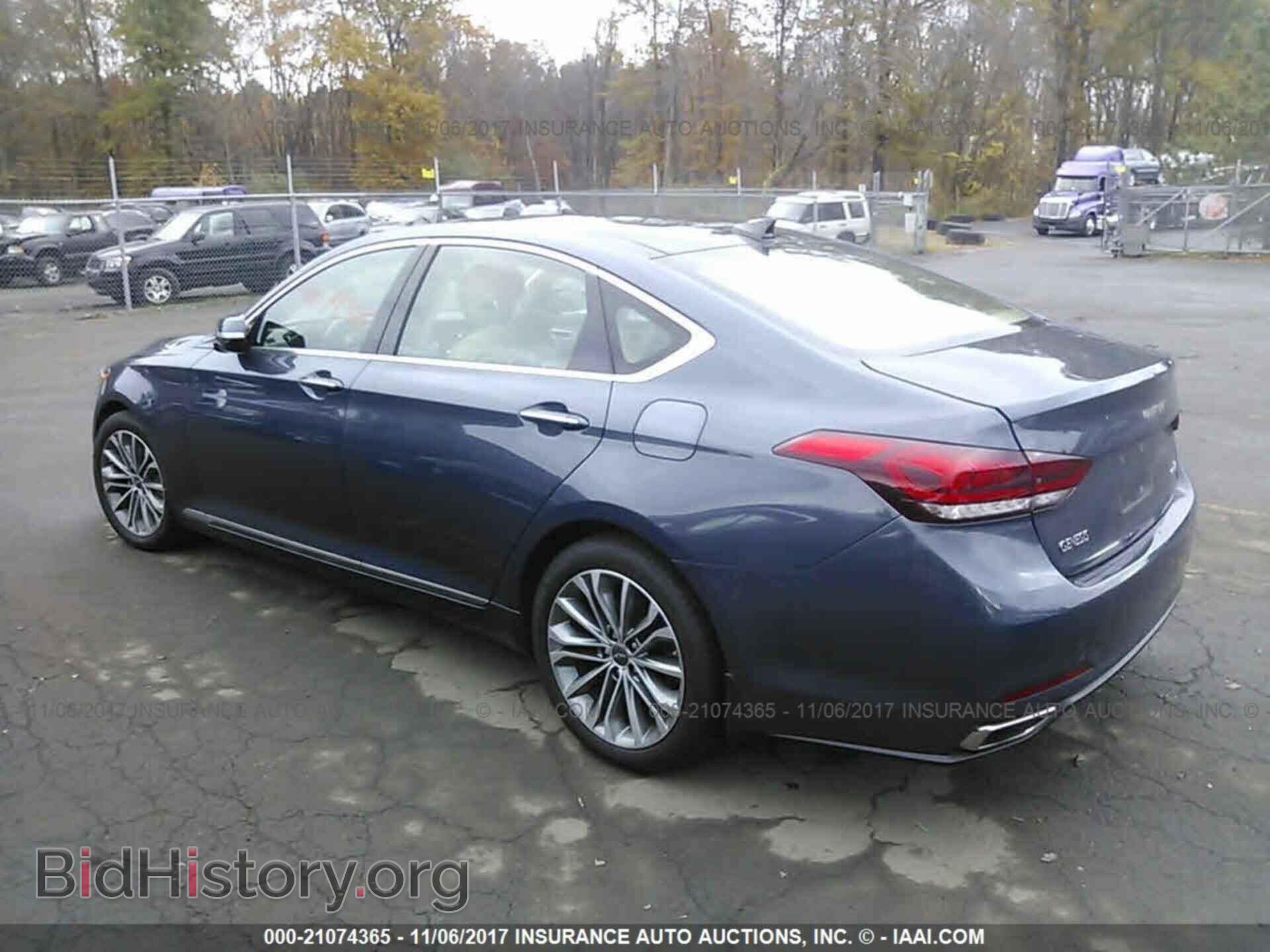 2016 Hyundai Genesis - VIN: KMHGN4JE5GU107593 - Фото 3