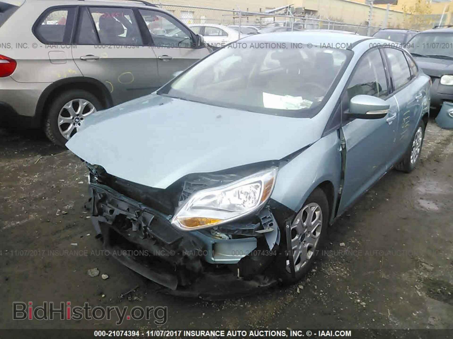 2012 Ford Focus - VIN: 1FAHP3F27CL414295 - Photo 2