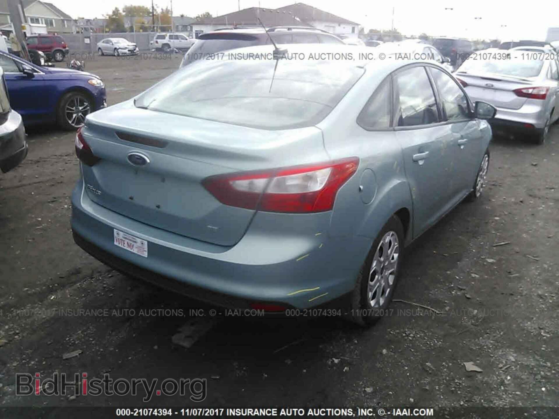 2012 Ford Focus - VIN: 1FAHP3F27CL414295 - Photo 4