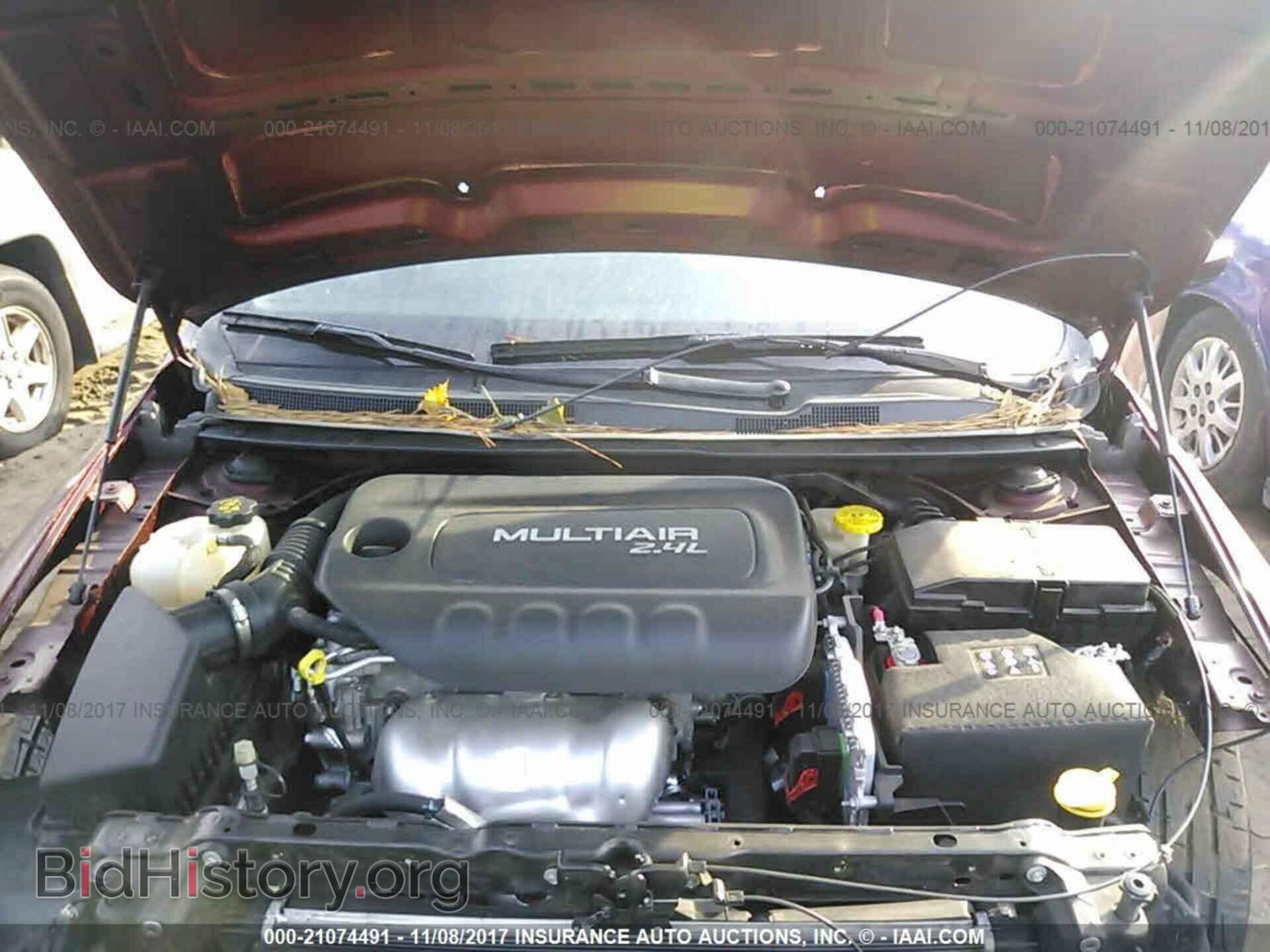 2015 Chrysler 200 - VIN: 1C3CCCAB1FN539295 - Photo 10
