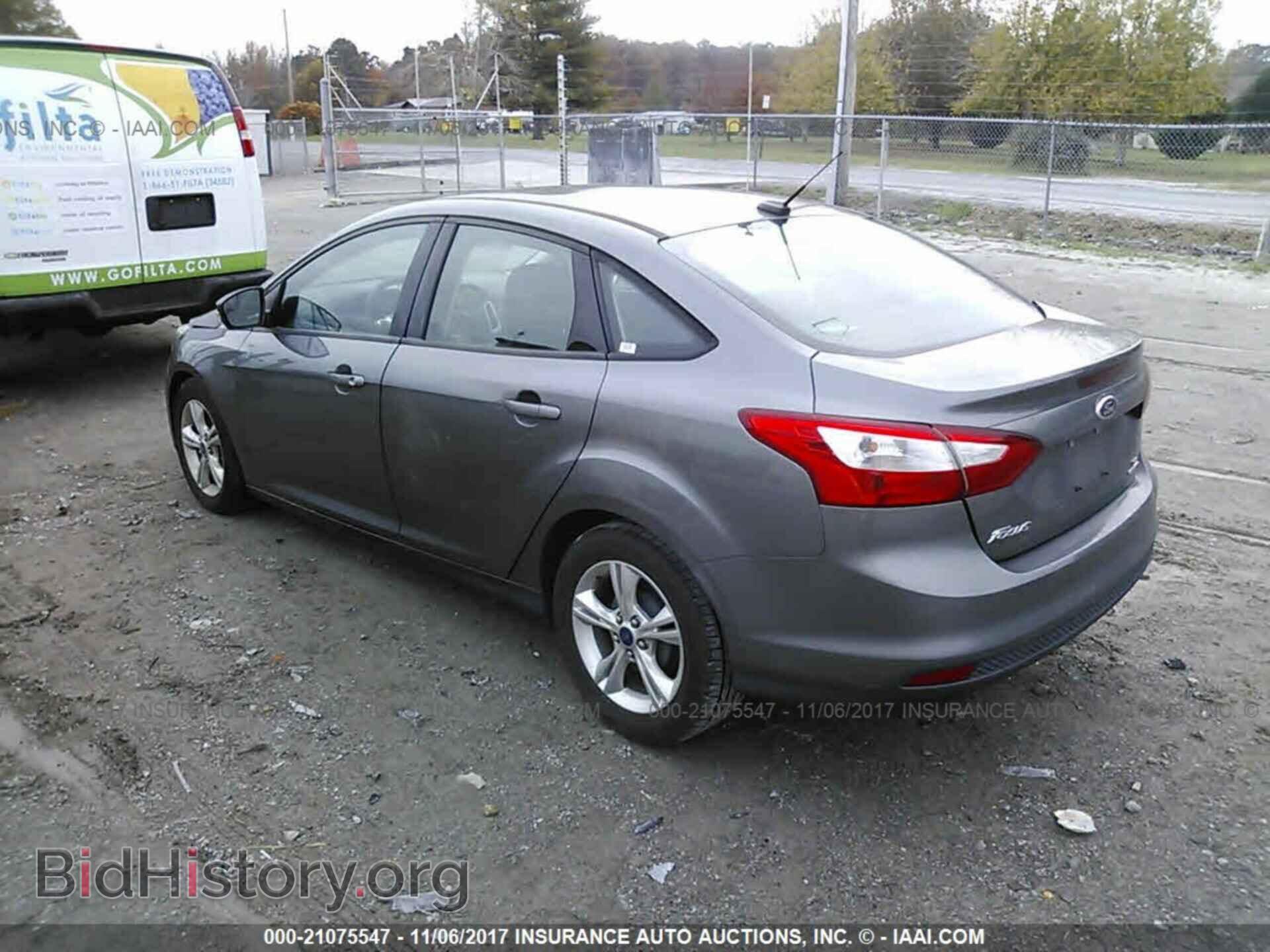 2013 Ford Focus - VIN: 1FADP3F24DL314123 - Photo 3