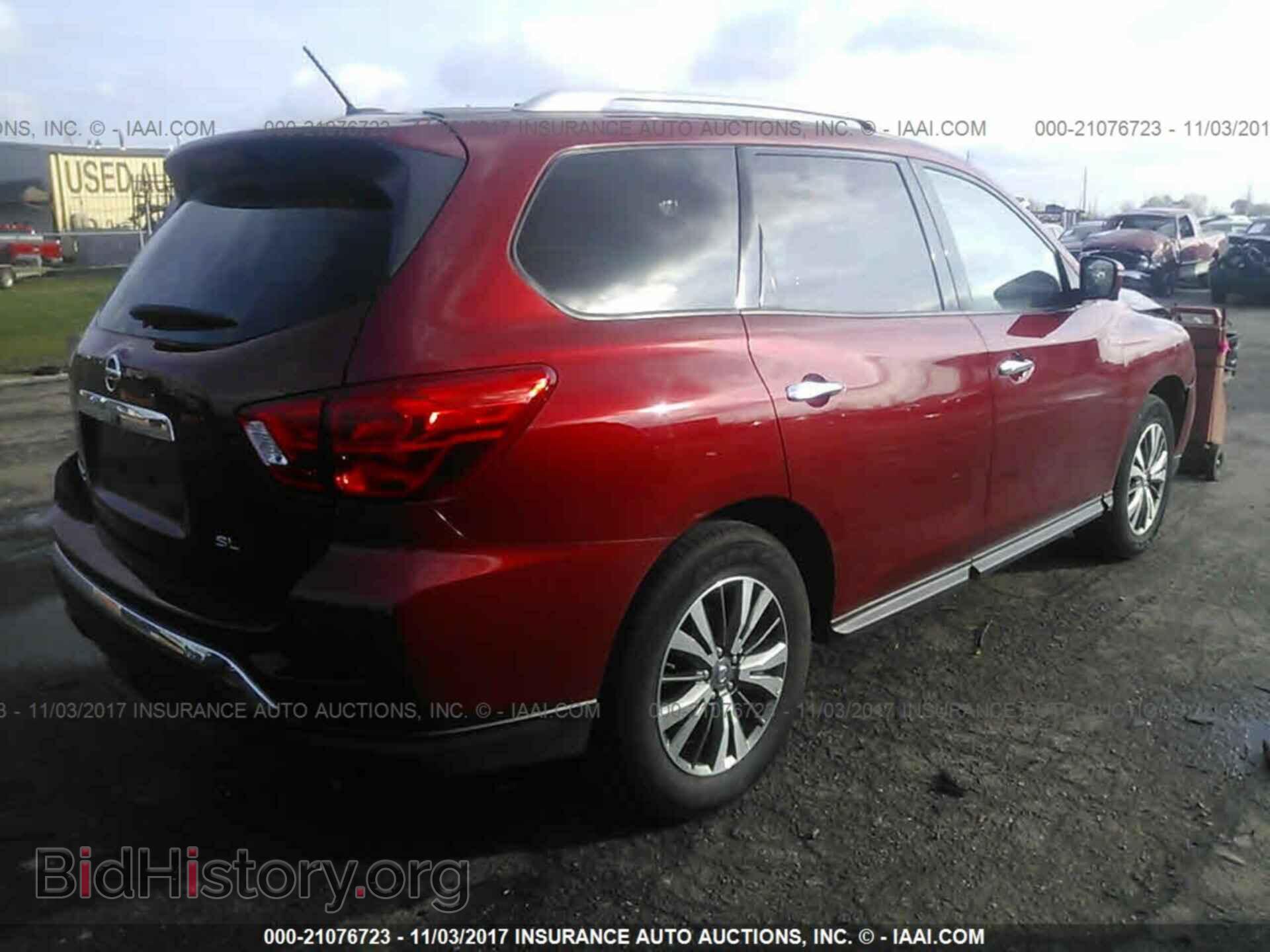 2017 Nissan Pathfinder - VIN: 5N1DR2MN8HC625826 - Фото 4