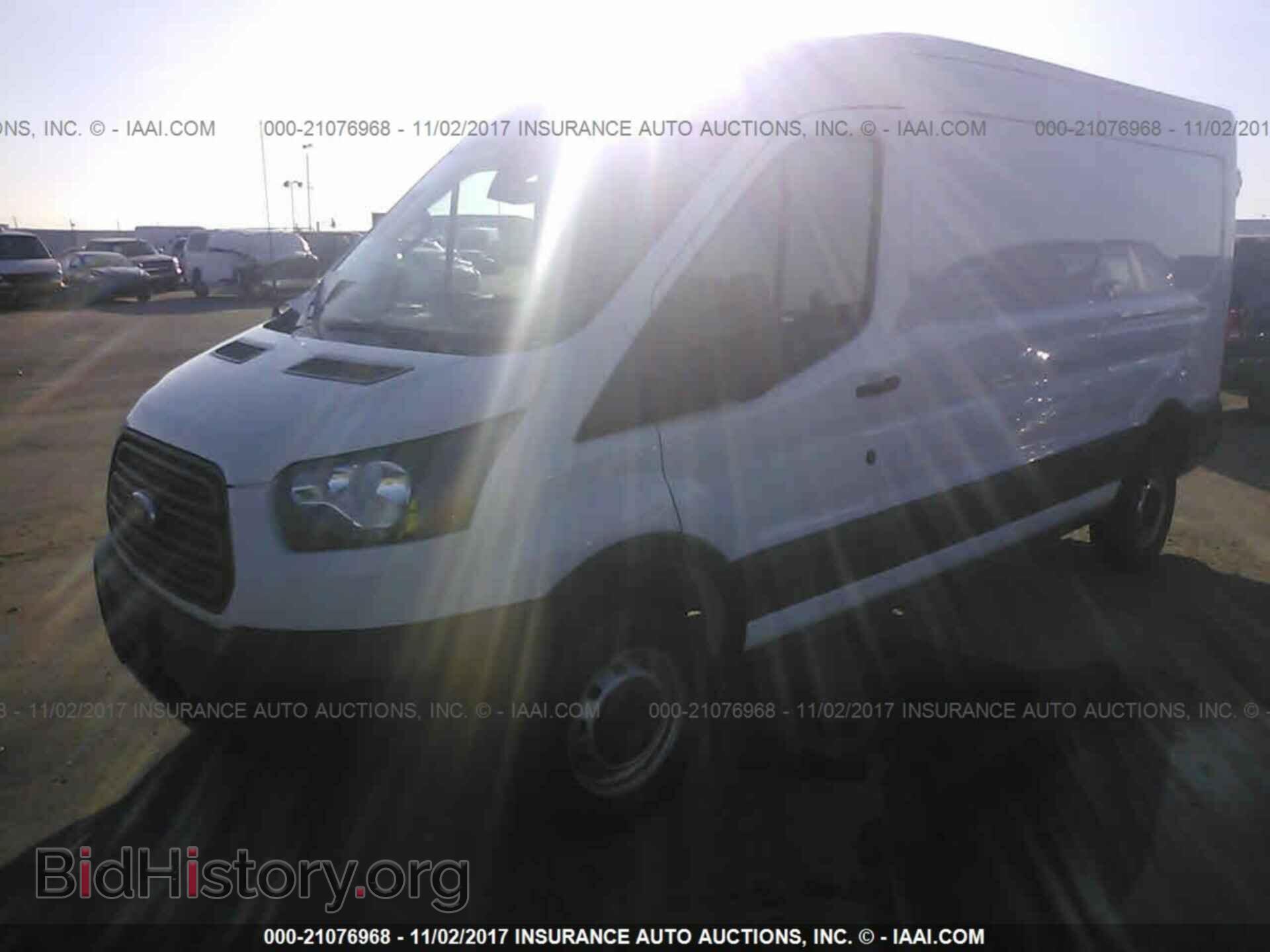 2017 Ford Transit - VIN: 1FTYR2CM4HKA71589 - Фото 2