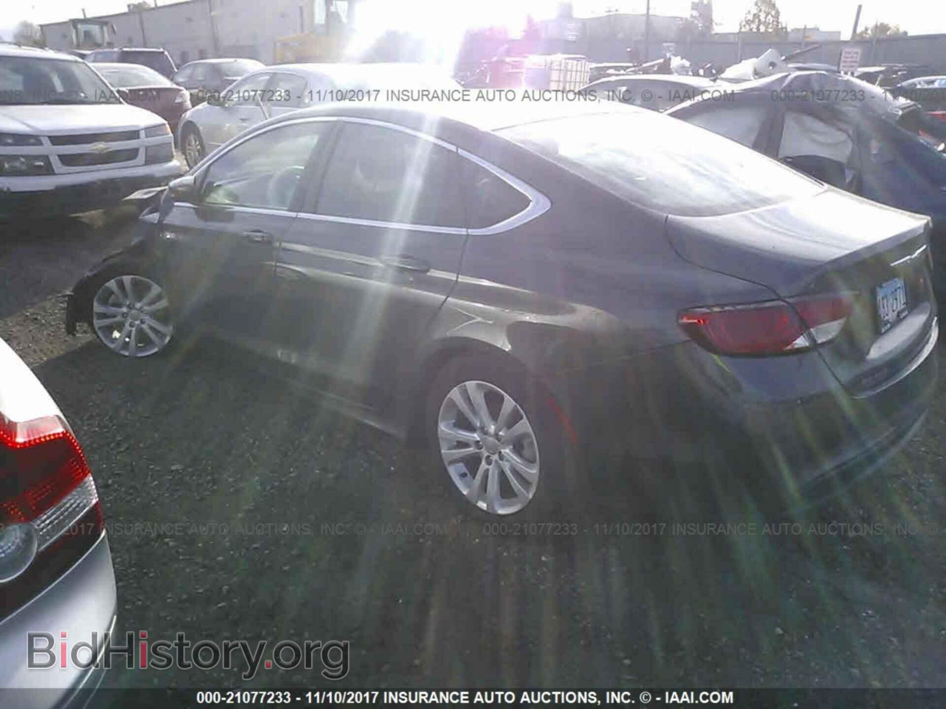 2017 Chrysler 200 - VIN: 1C3CCCFB5HN509678 - Фото 3