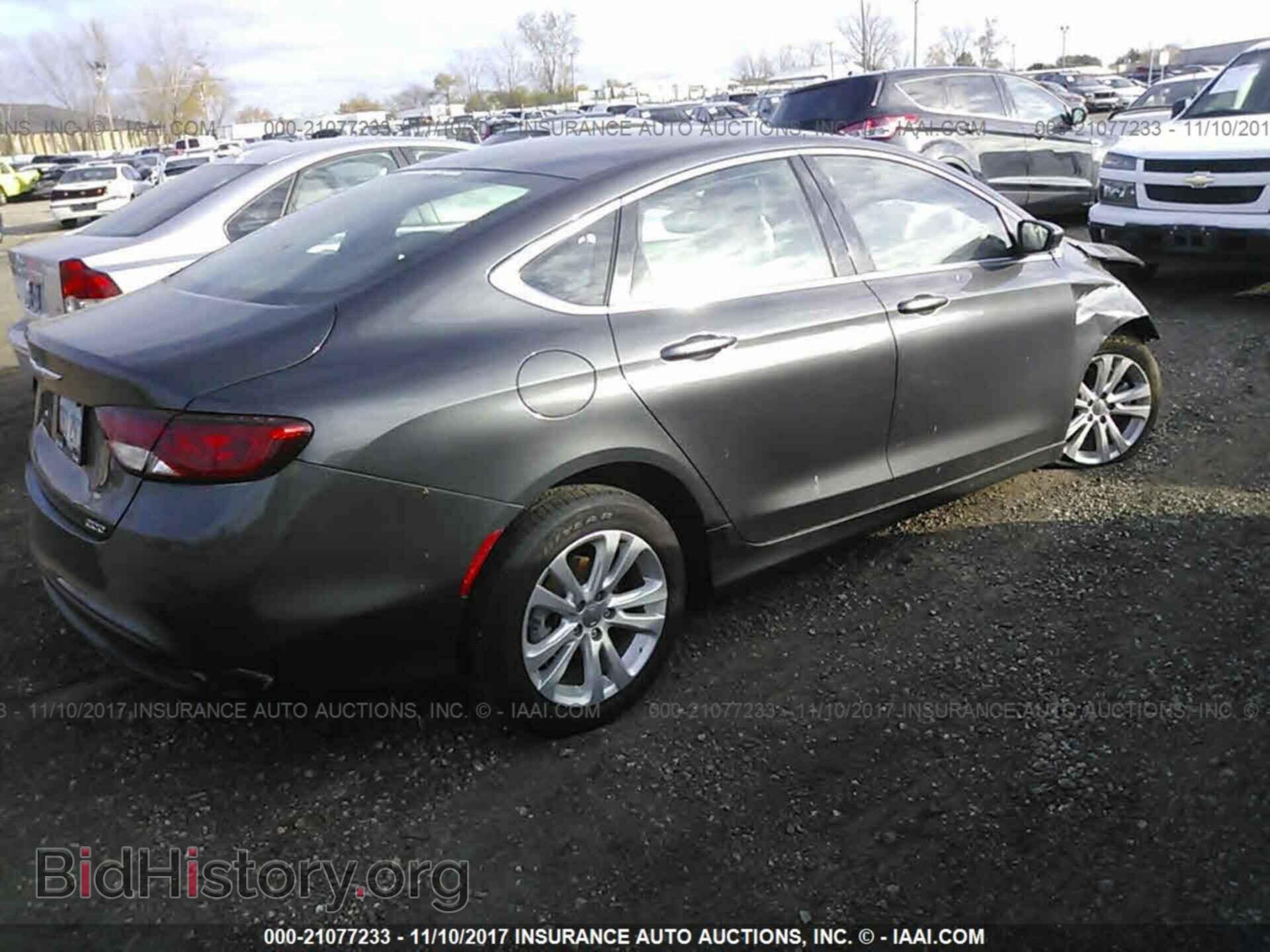 2017 Chrysler 200 - VIN: 1C3CCCFB5HN509678 - Фото 4
