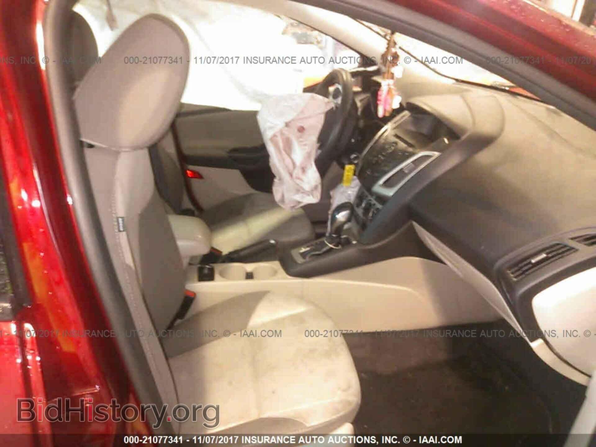 2014 Ford Focus - VIN: 1FADP3F21EL159418 - Photo 5
