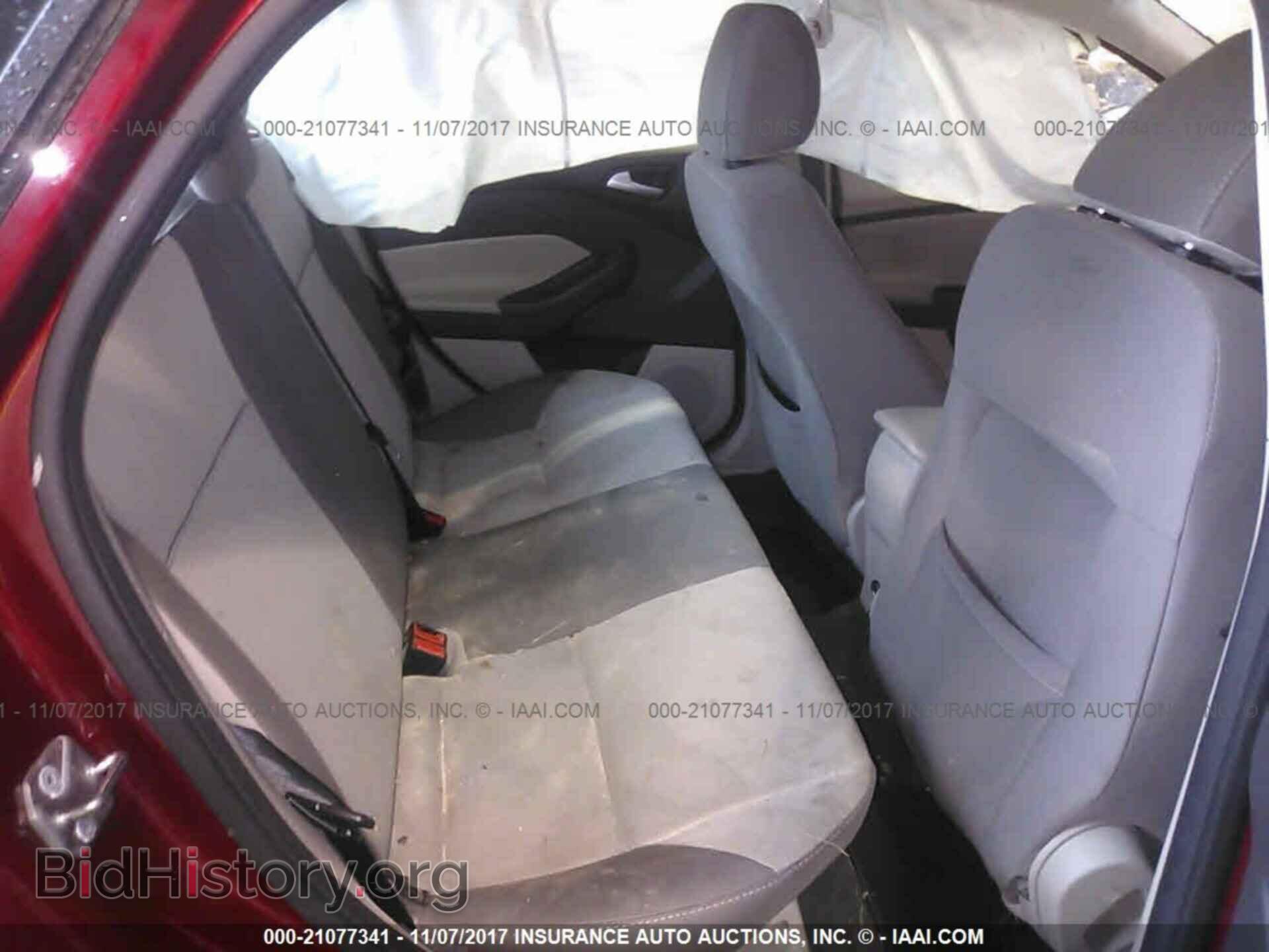 2014 Ford Focus - VIN: 1FADP3F21EL159418 - Photo 8