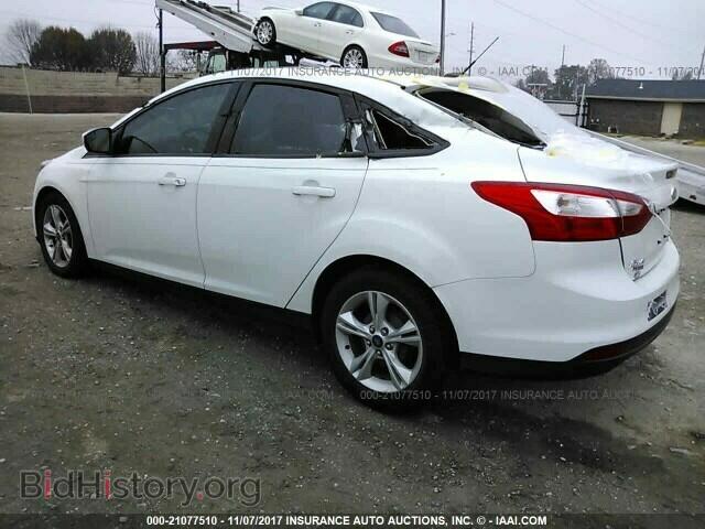 2014 Ford Focus - VIN: 1FADP3F27EL453826 - Photo 3
