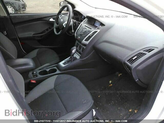2014 Ford Focus - VIN: 1FADP3F27EL453826 - Photo 5